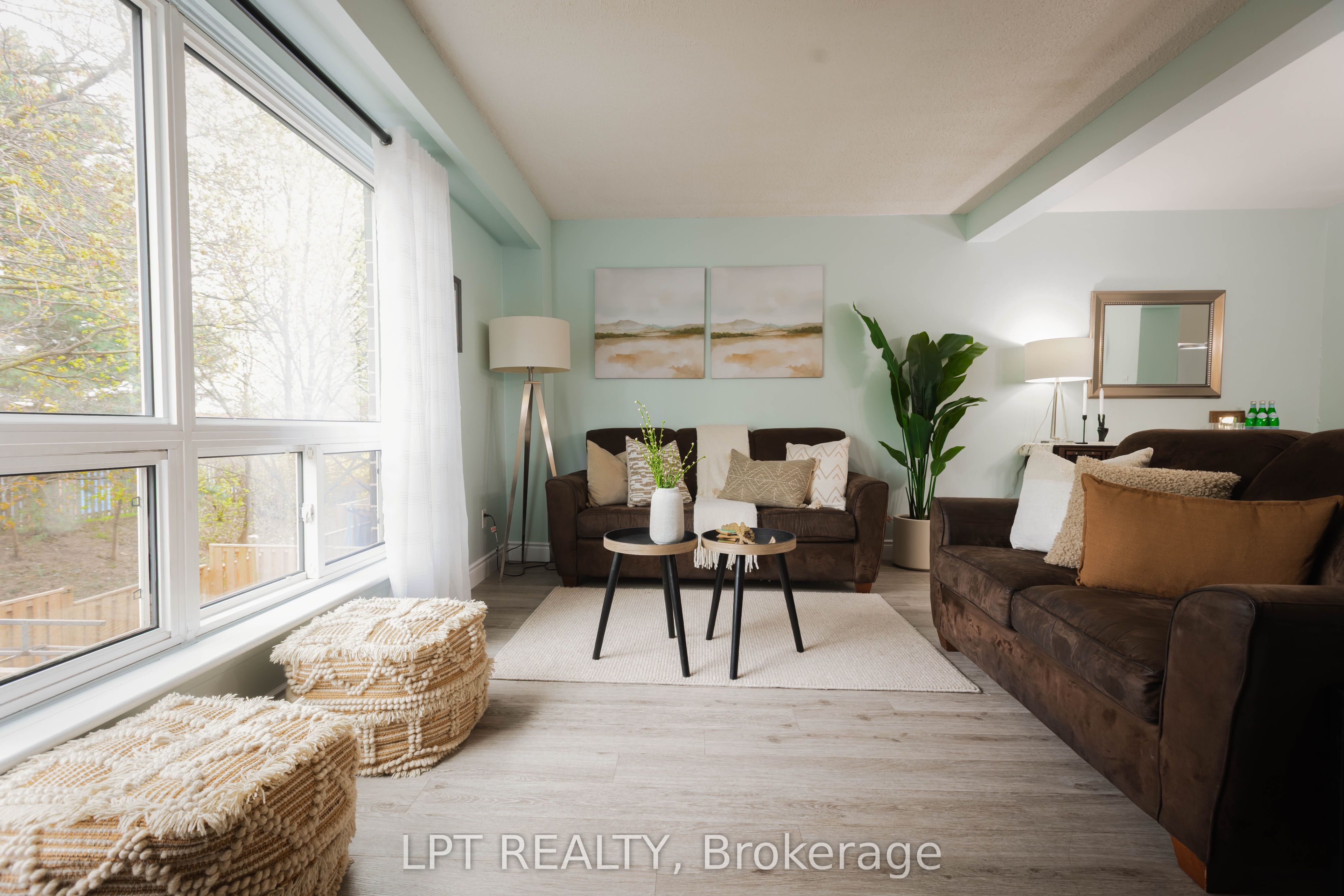 318 Laurier Avenue 3