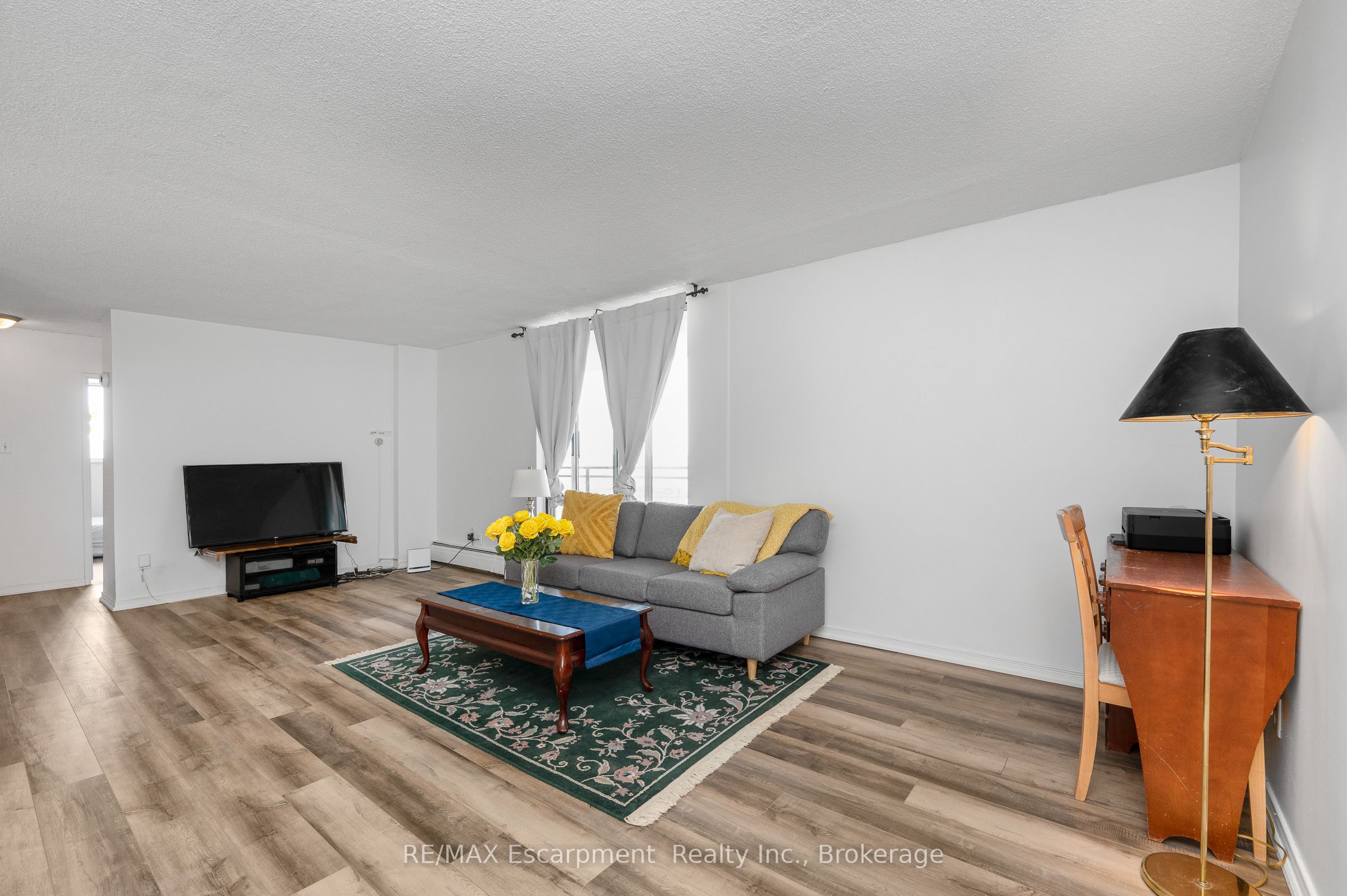 975 WARWICK Court 1501