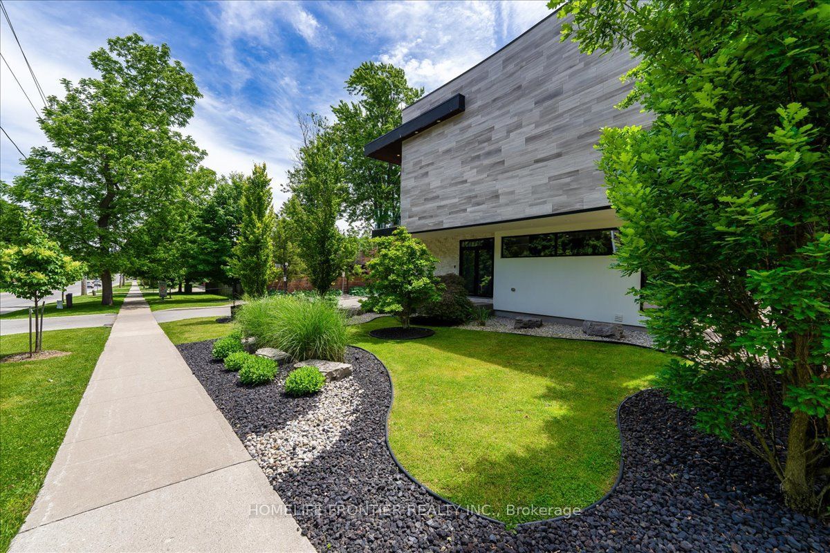 1452 Byron Baseline Road 1