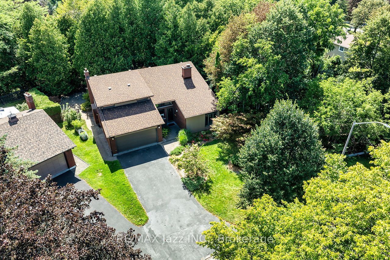 1005 Bluefinch Court