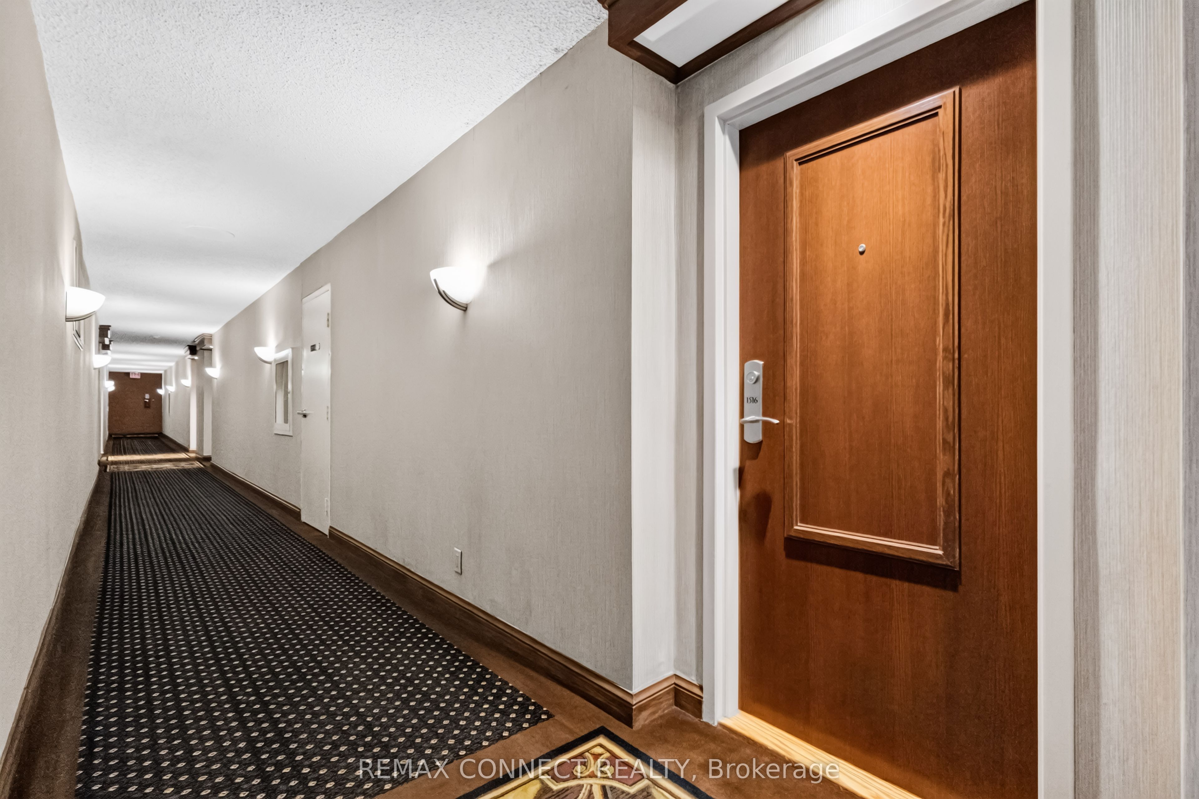 1890 Valley Farm Road 1516
