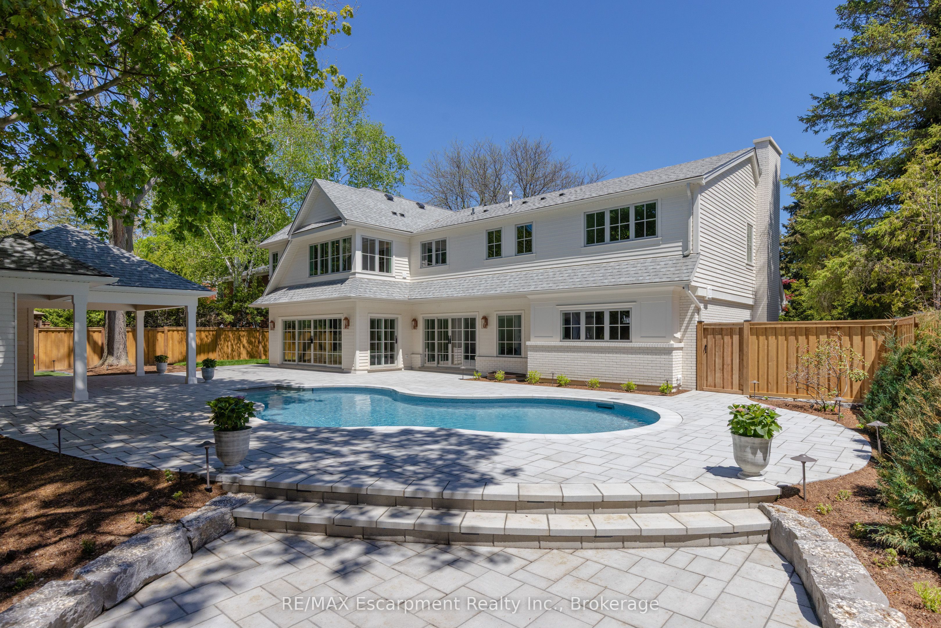 130 Edgecliffe Place