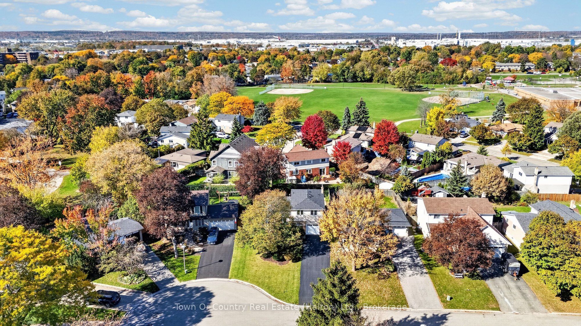 581 Lord Simcoe Court