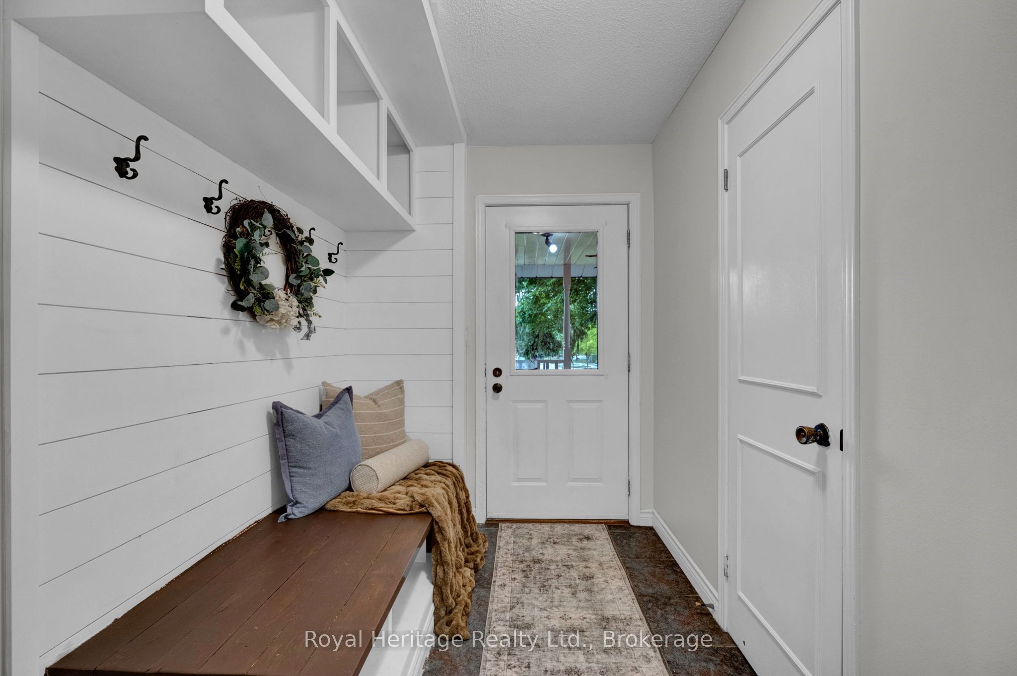 868 William Booth Crescent