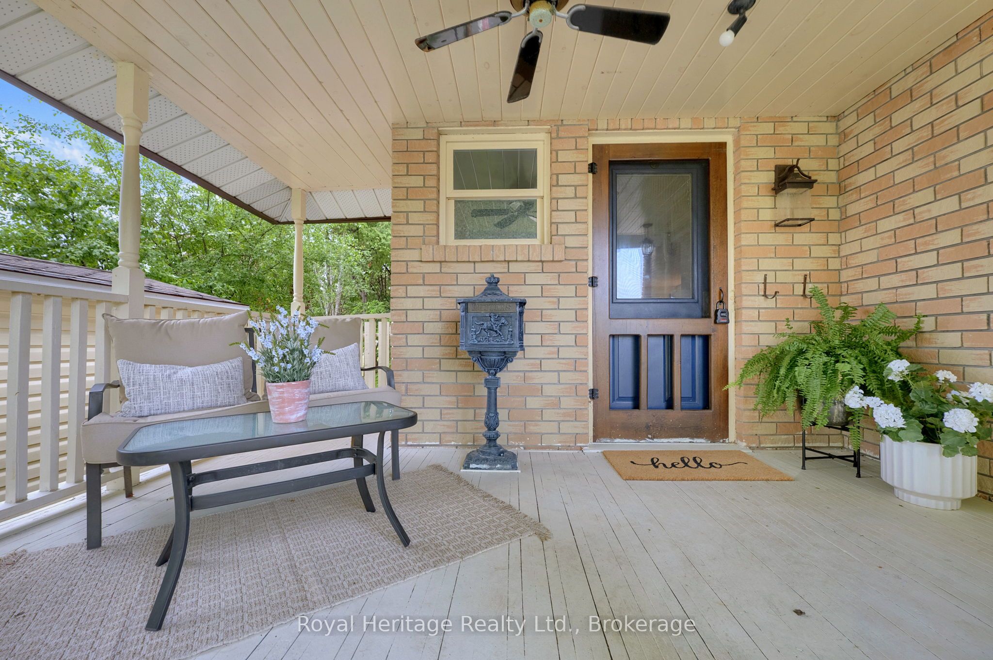 868 William Booth Crescent