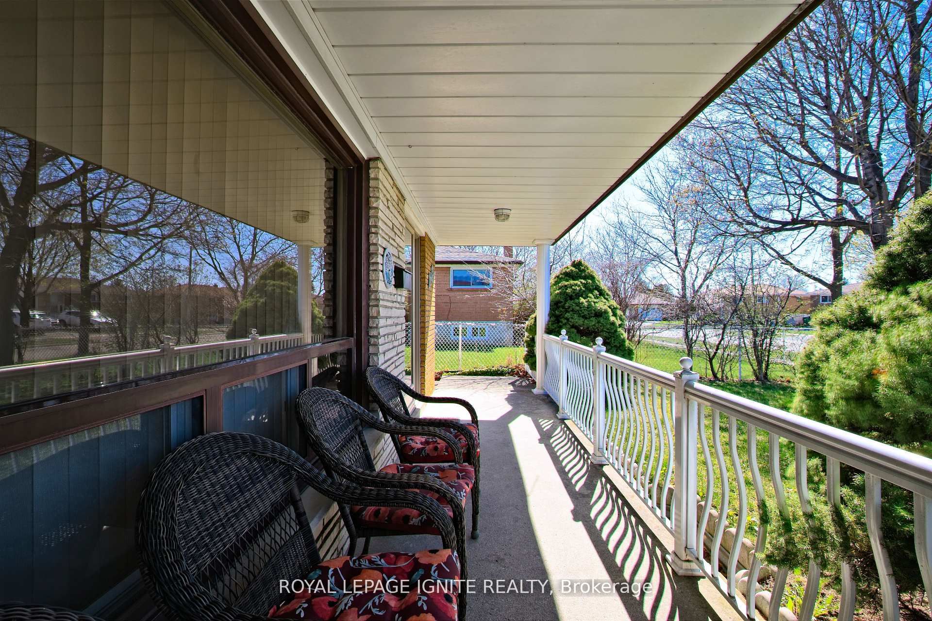 3350 Lehigh Crescent W