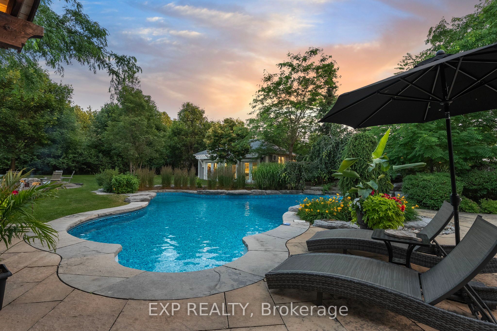 3 Wolford Court