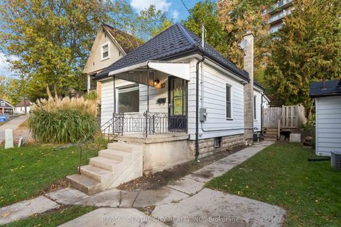 97 Walnut Street London North ON N6H 1C3