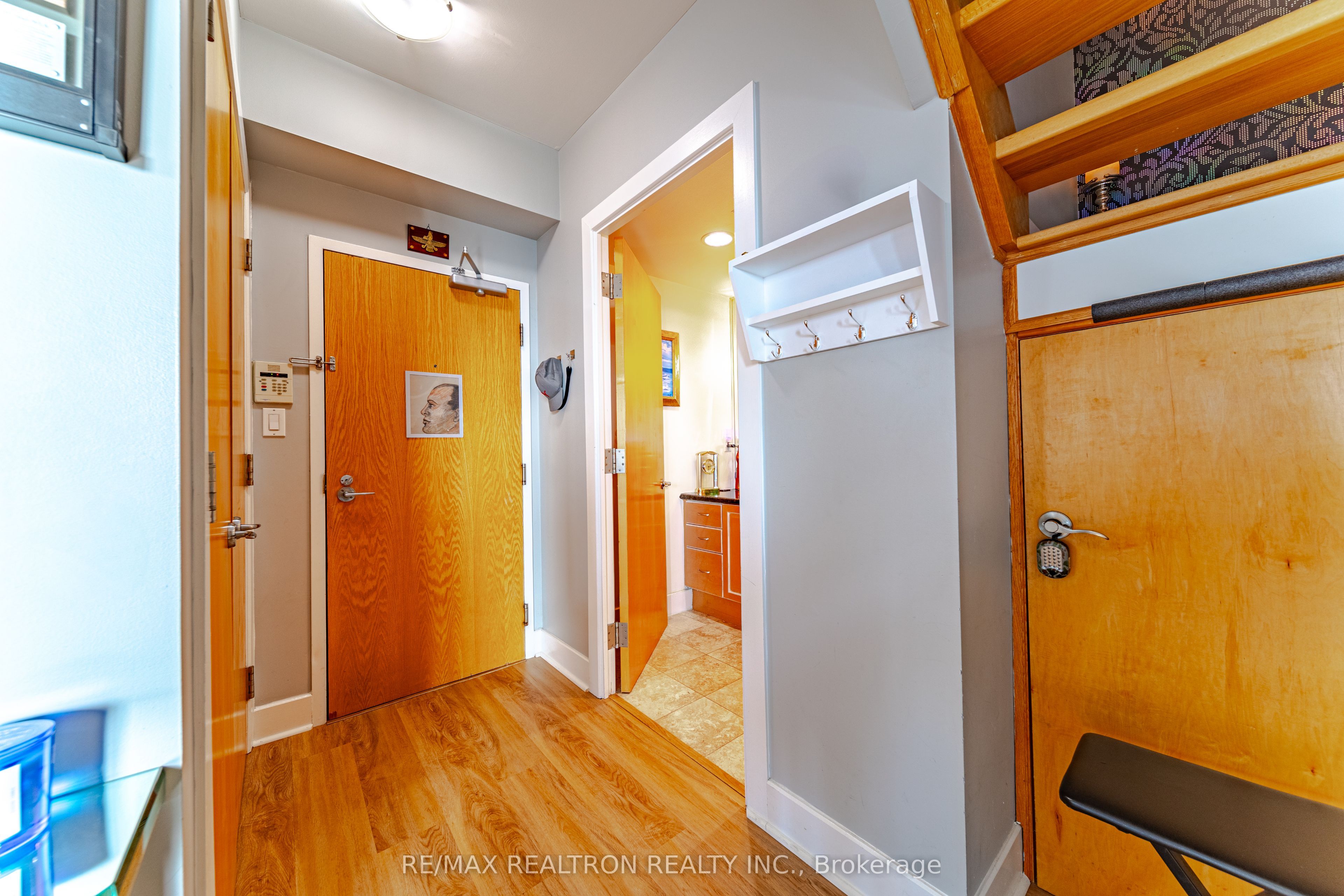 7 Lorraine Drive LRG 7