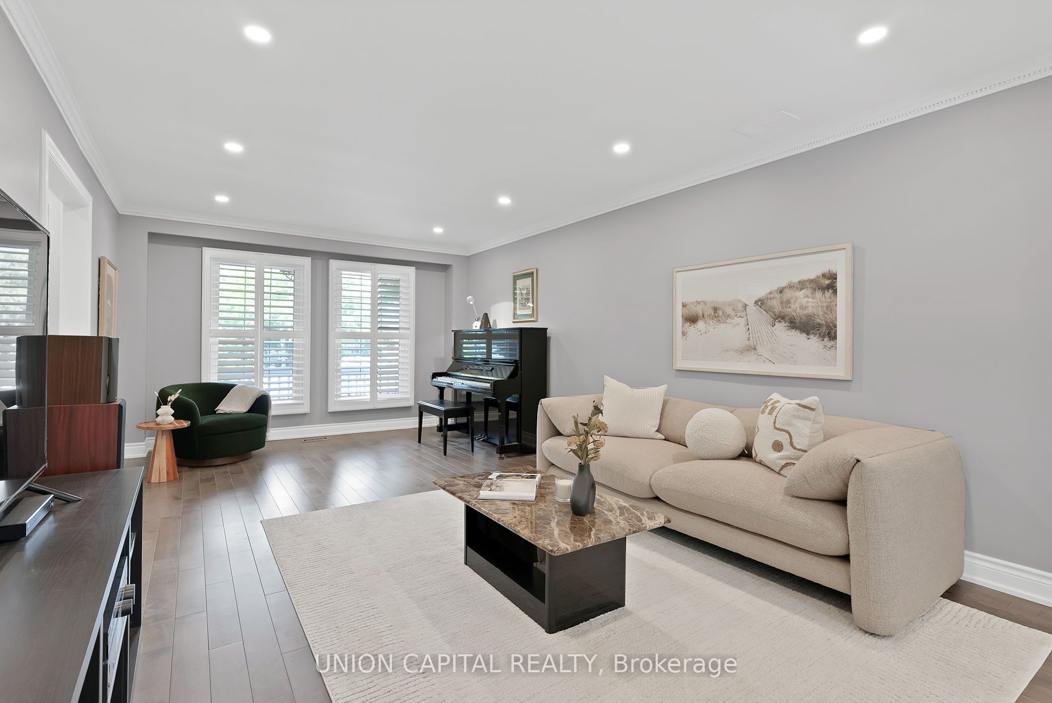 35 McCarty Crescent