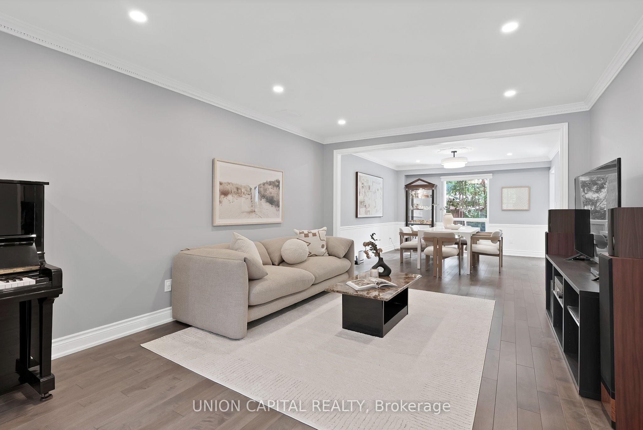 35 McCarty Crescent