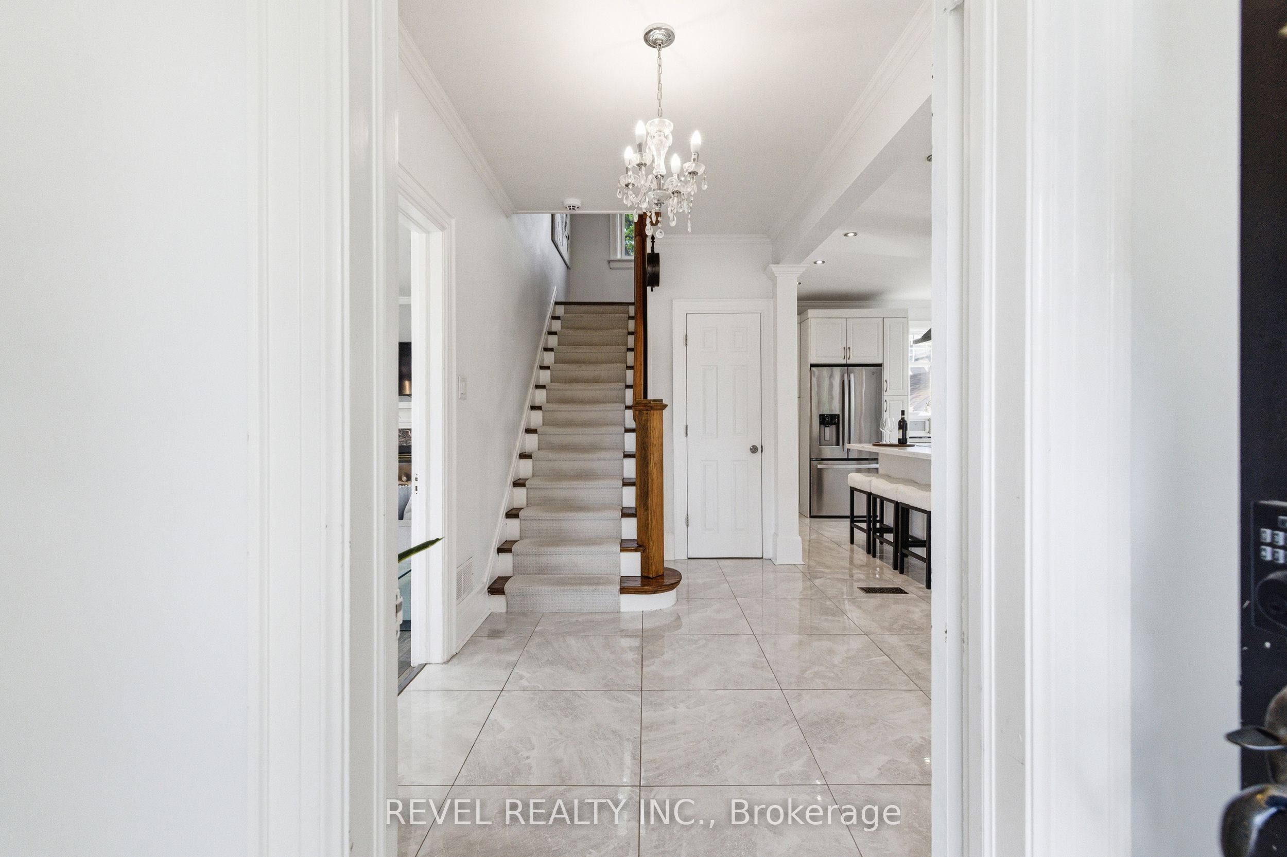 308 King Street E