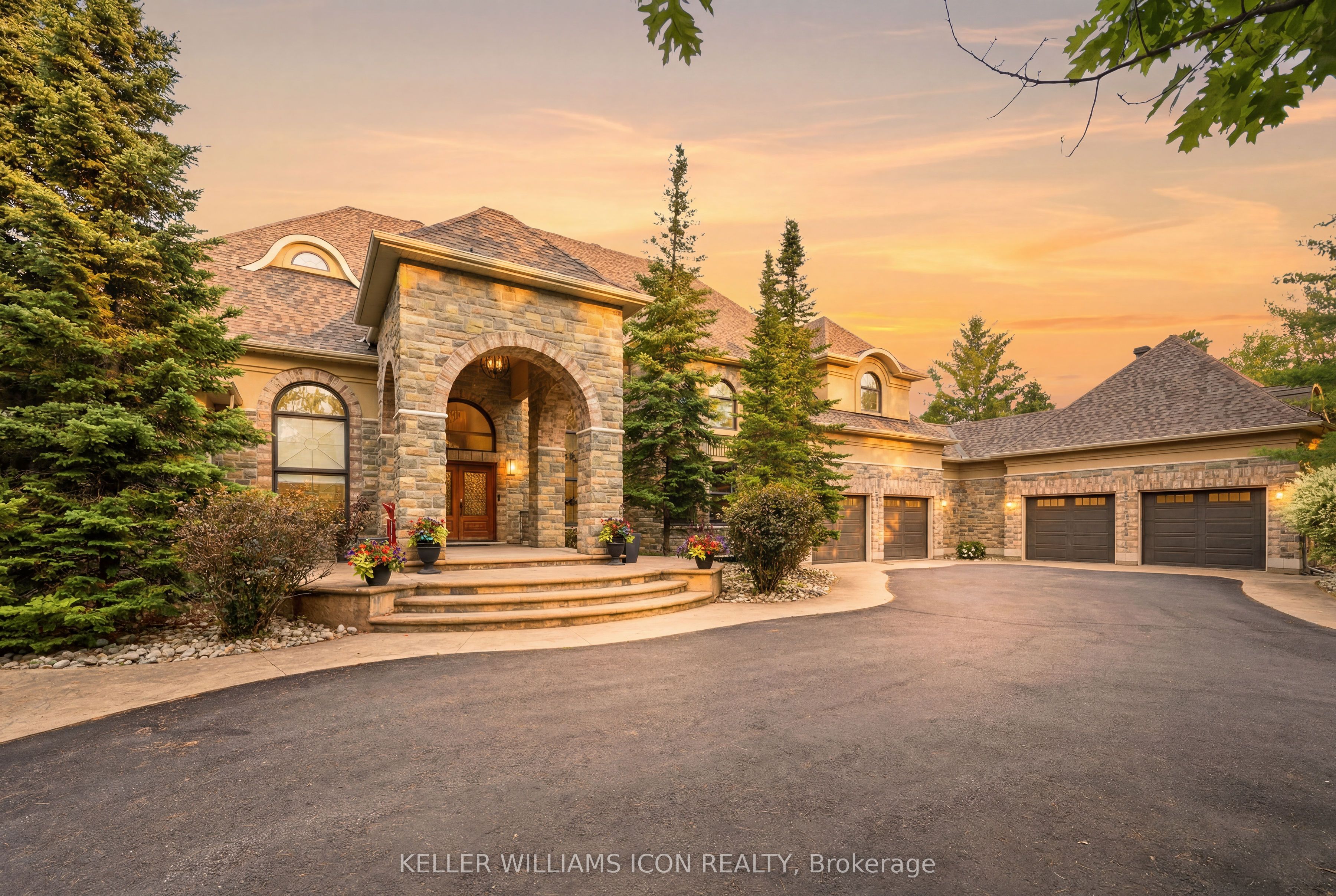 5801 Longhearth Way