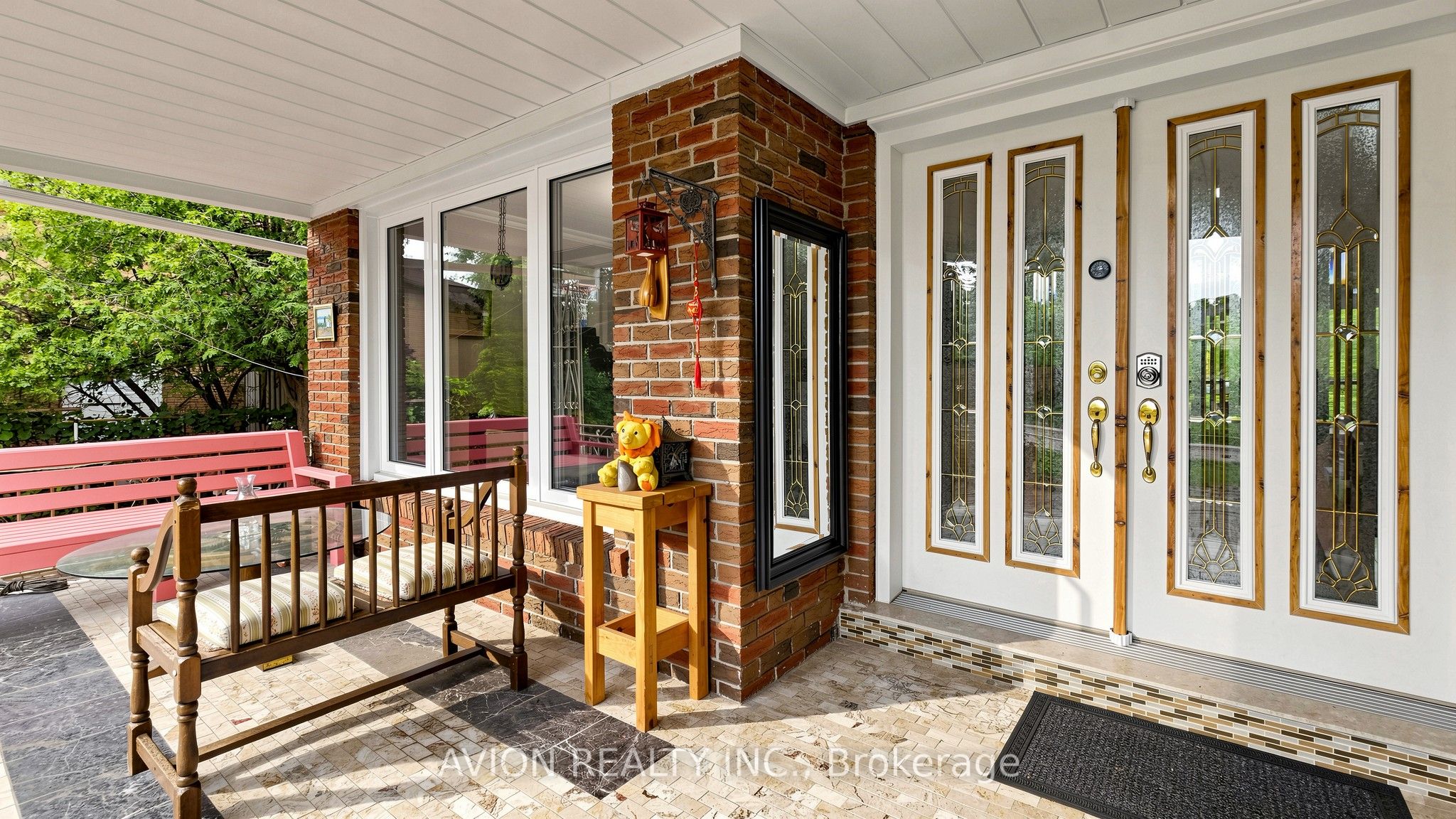 1423 Malibou Terrace
