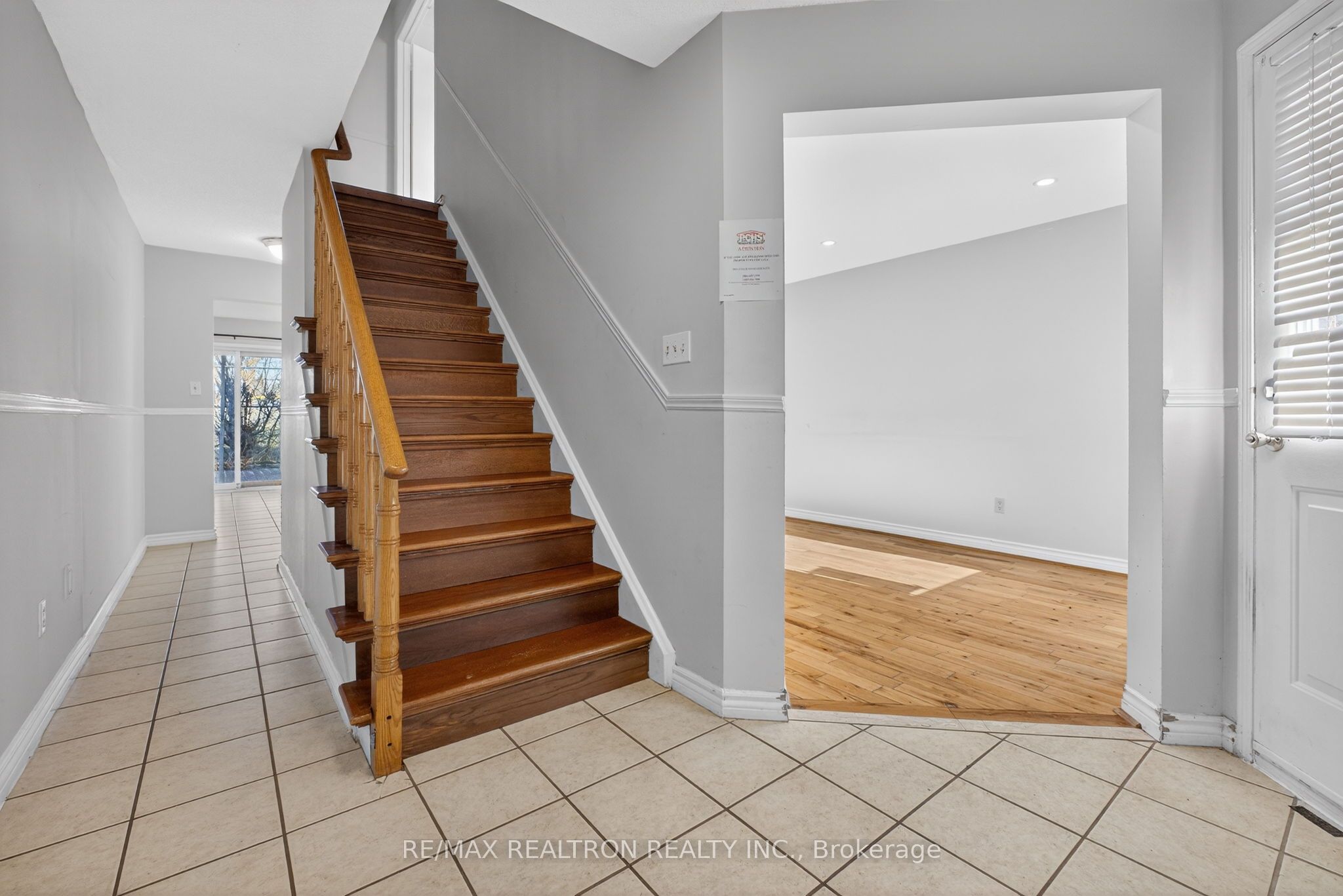 1622 Hollyhedge Drive