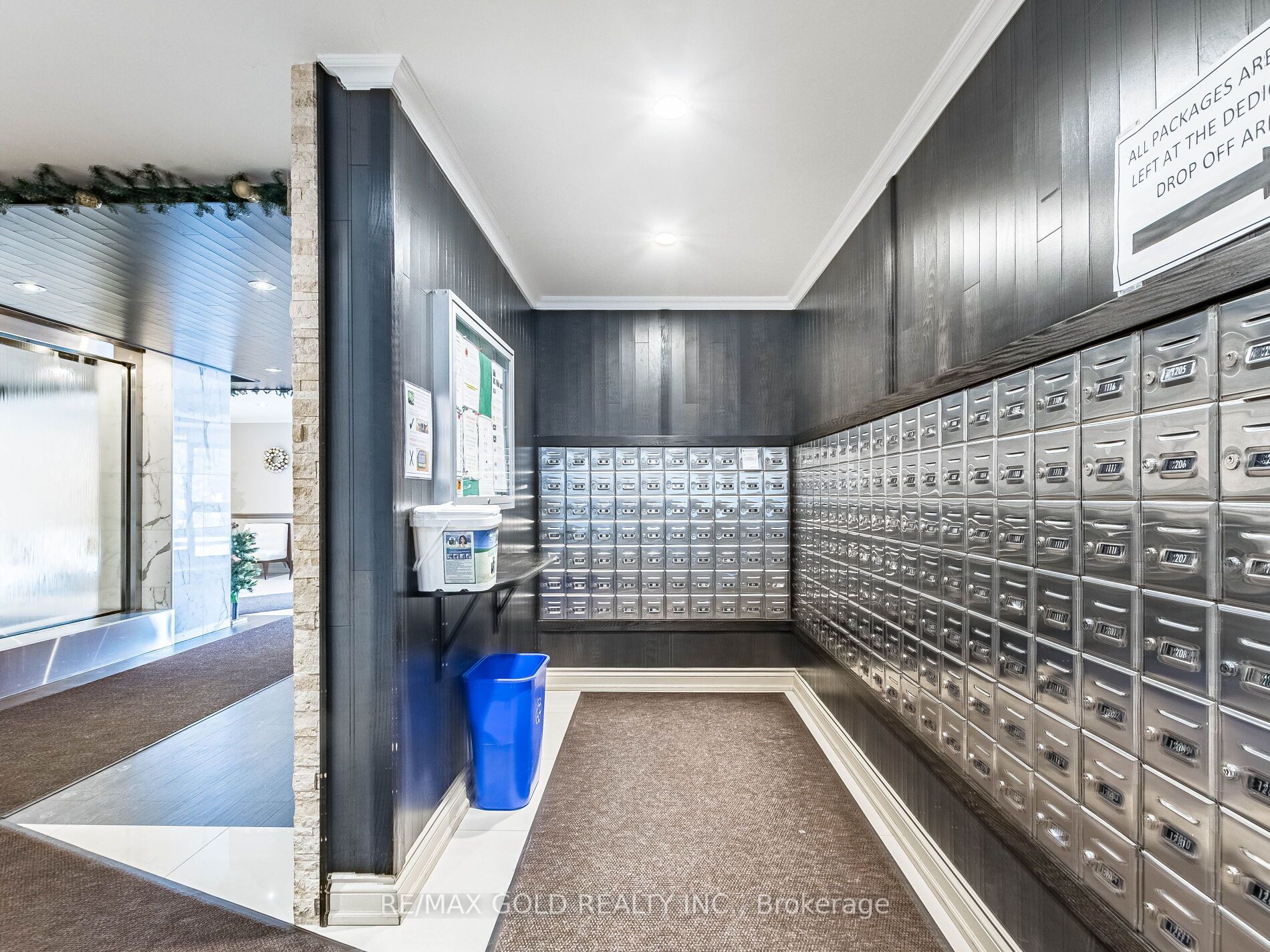 1485 Lakeshore Road E 416