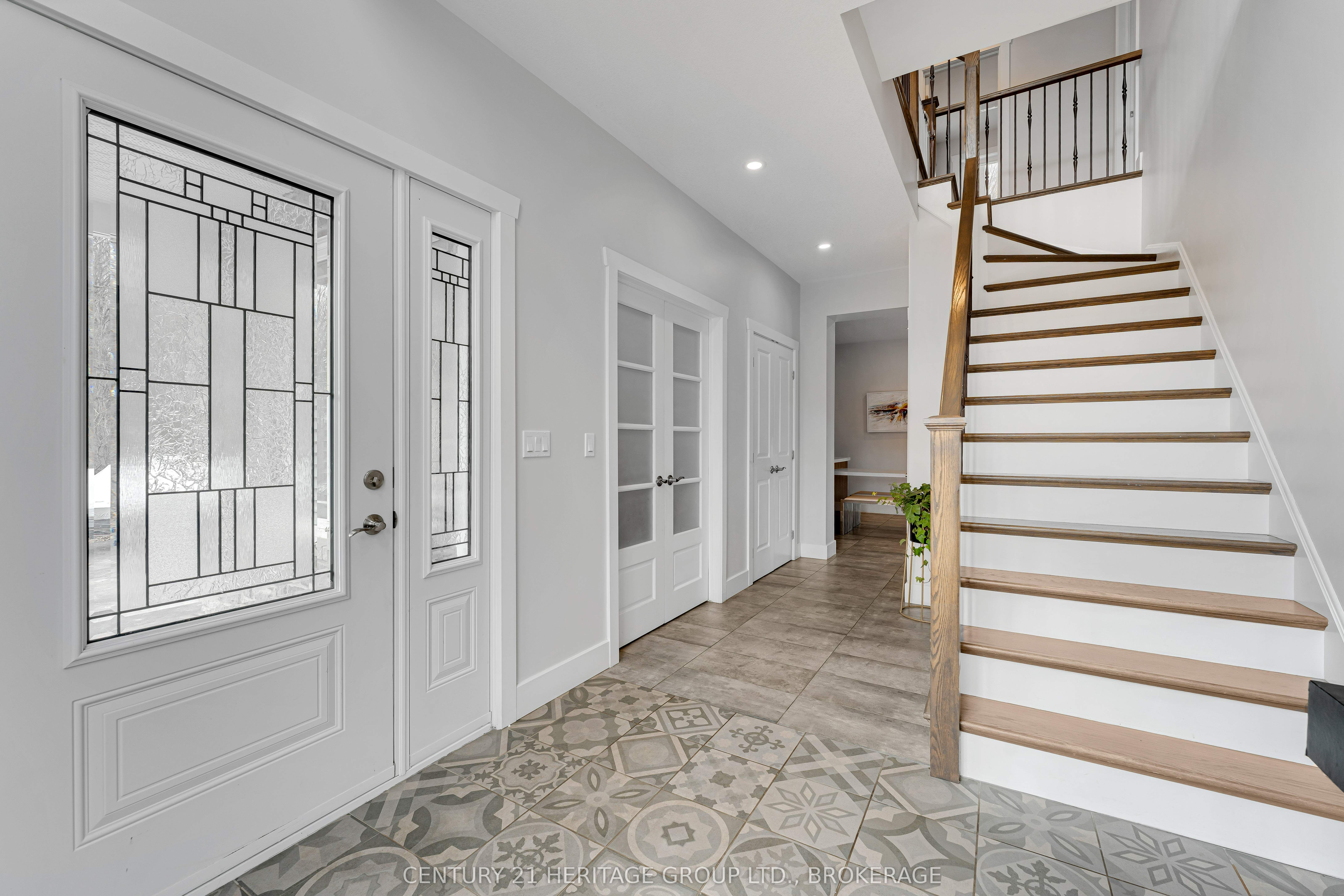 90 Aragon Road