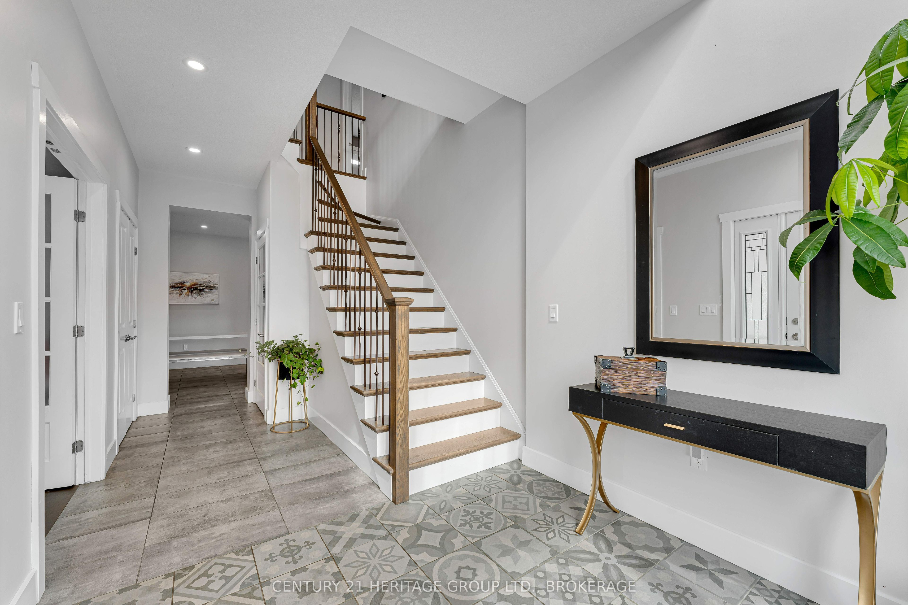 90 Aragon Road
