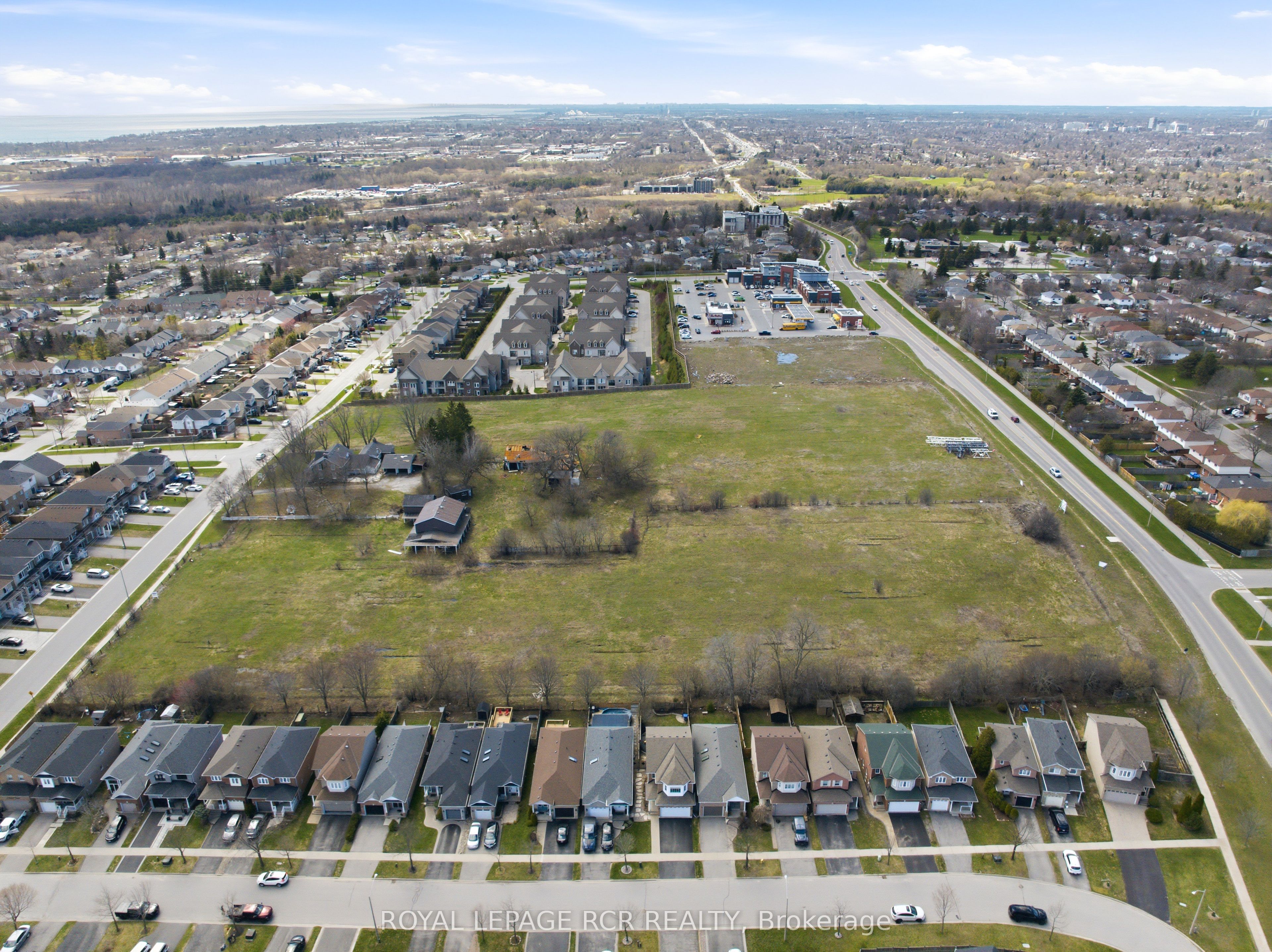 1440 Gord Vinson Avenue