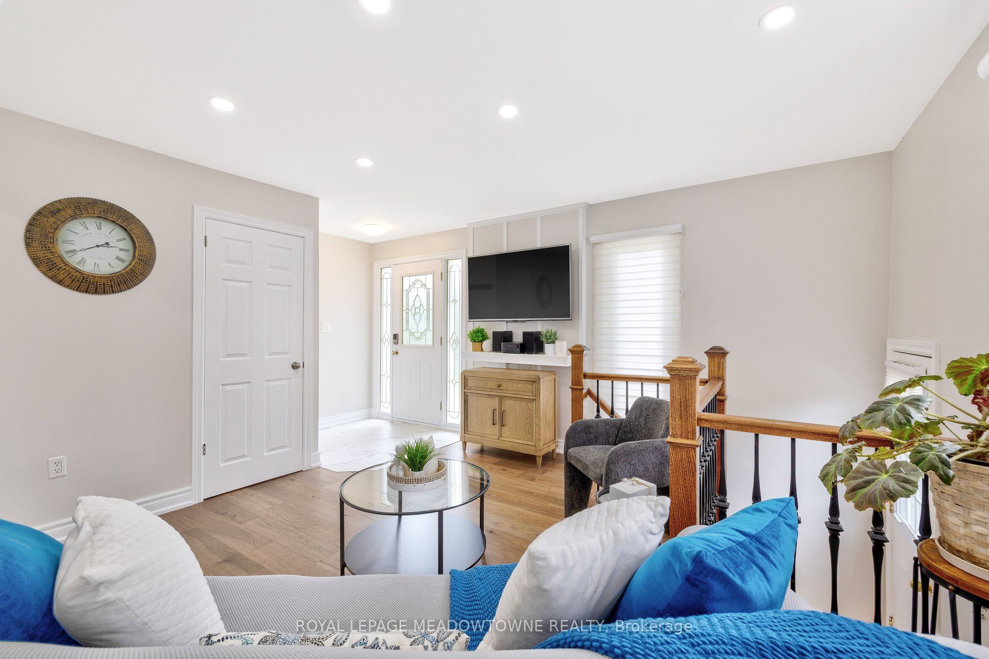 46 Hewson Crescent