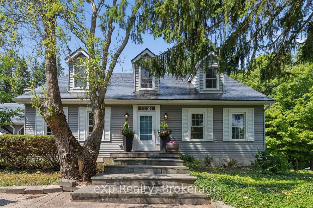 2039 Blacklock Street