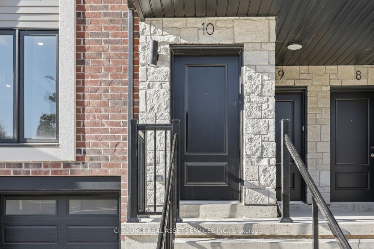 2 Slessor Boulevard 10
