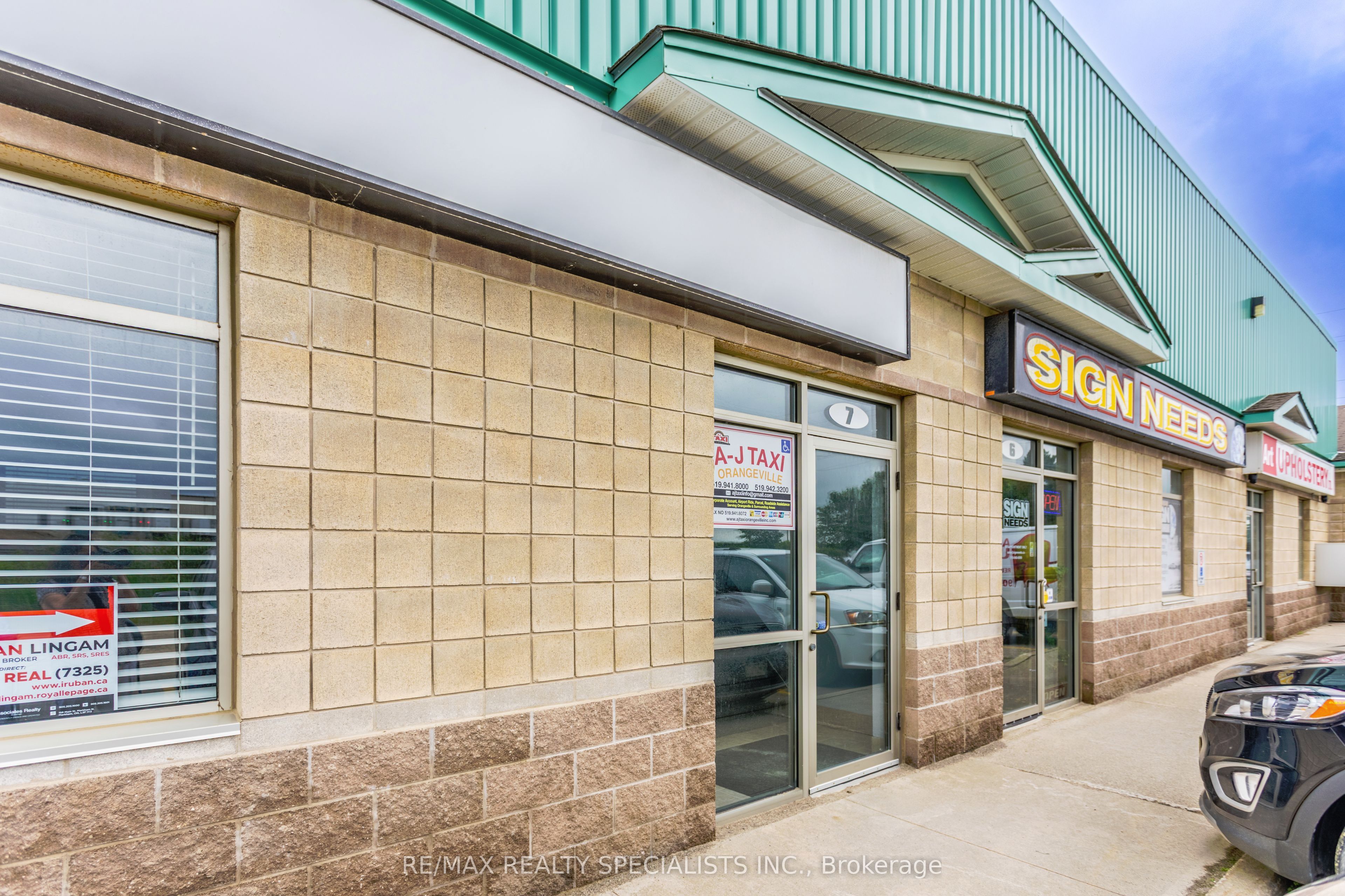 48 CENTENNIAL Road 7