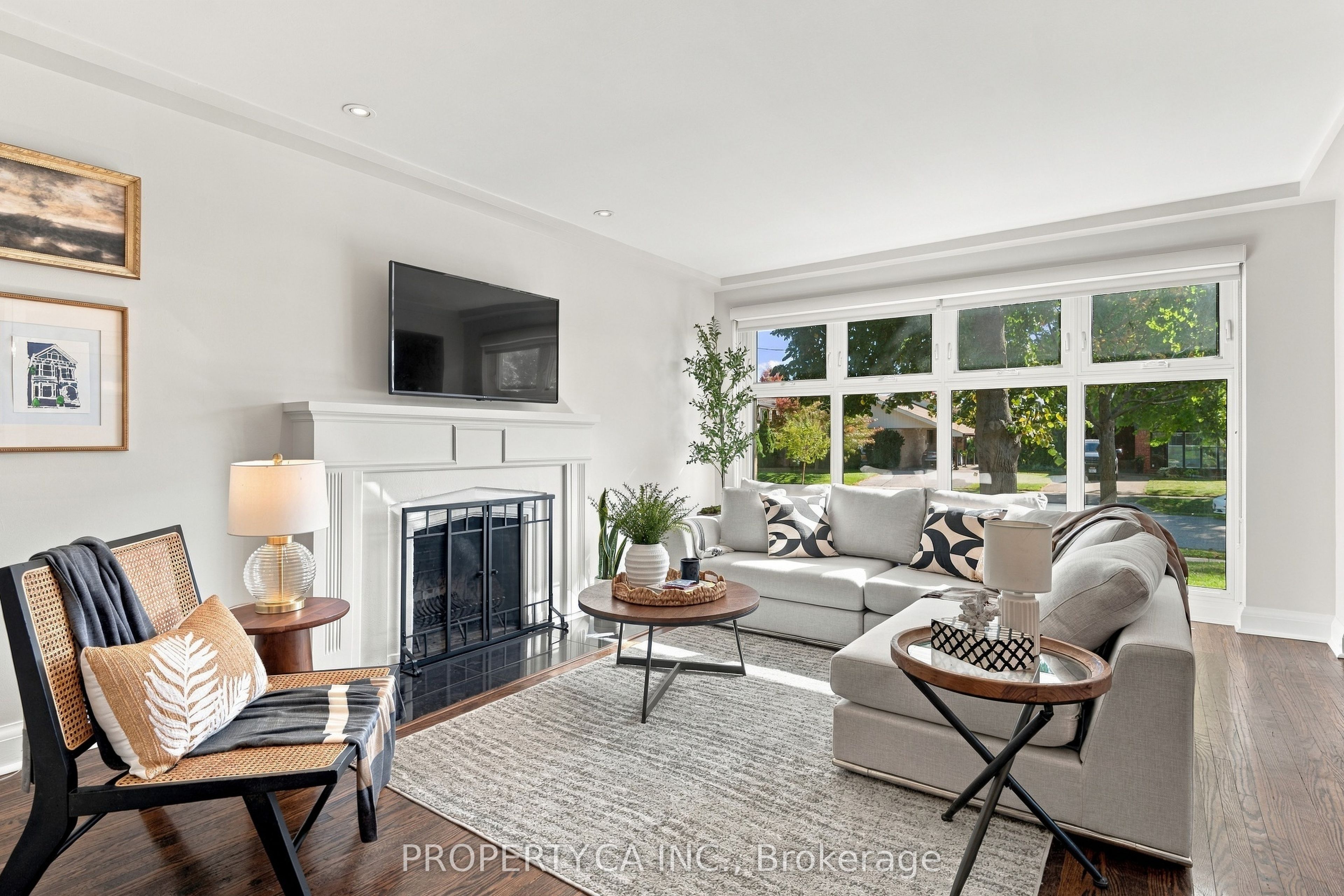 67 Rossburn Drive