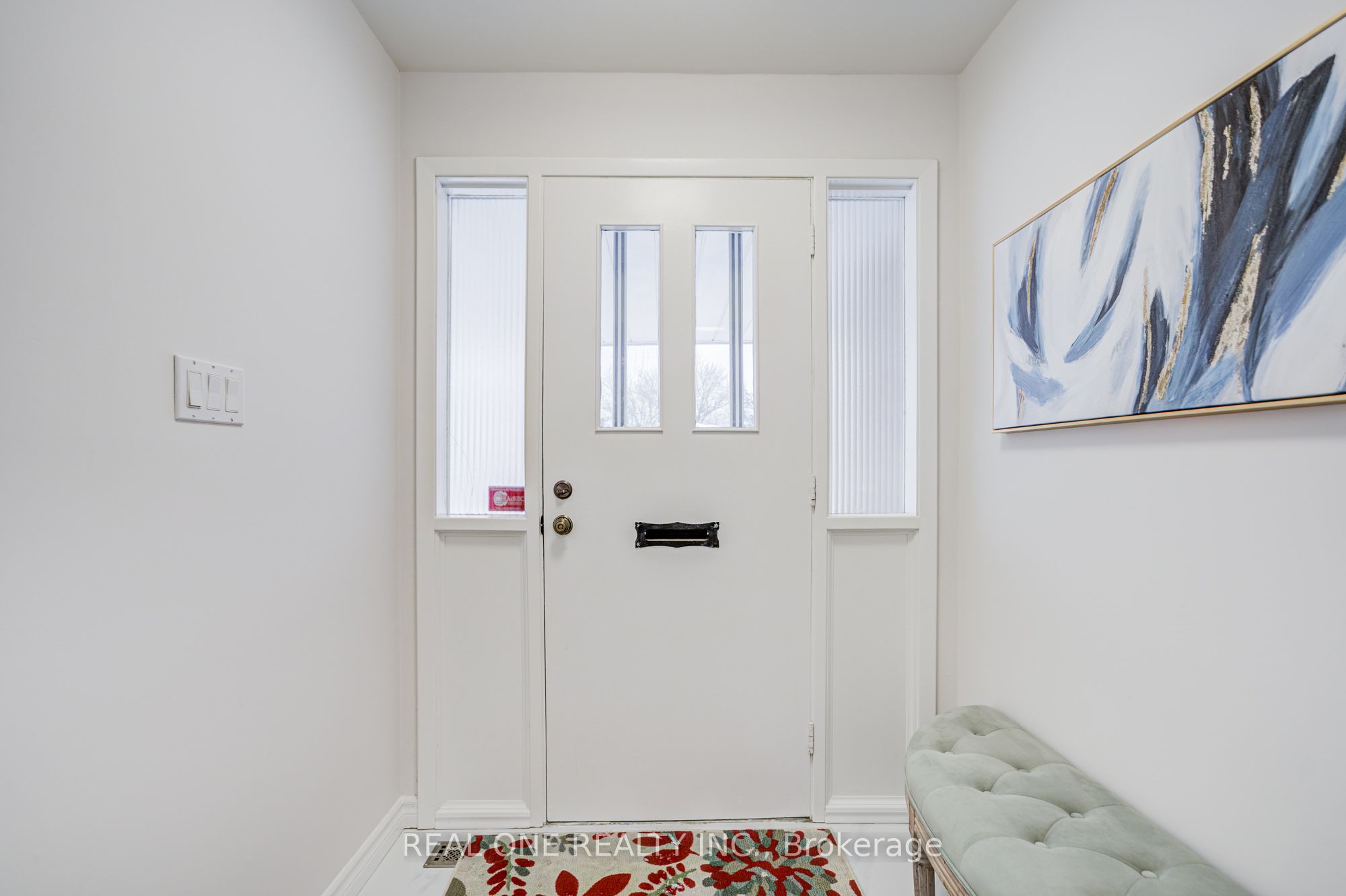 22 Kenmanor Boulevard