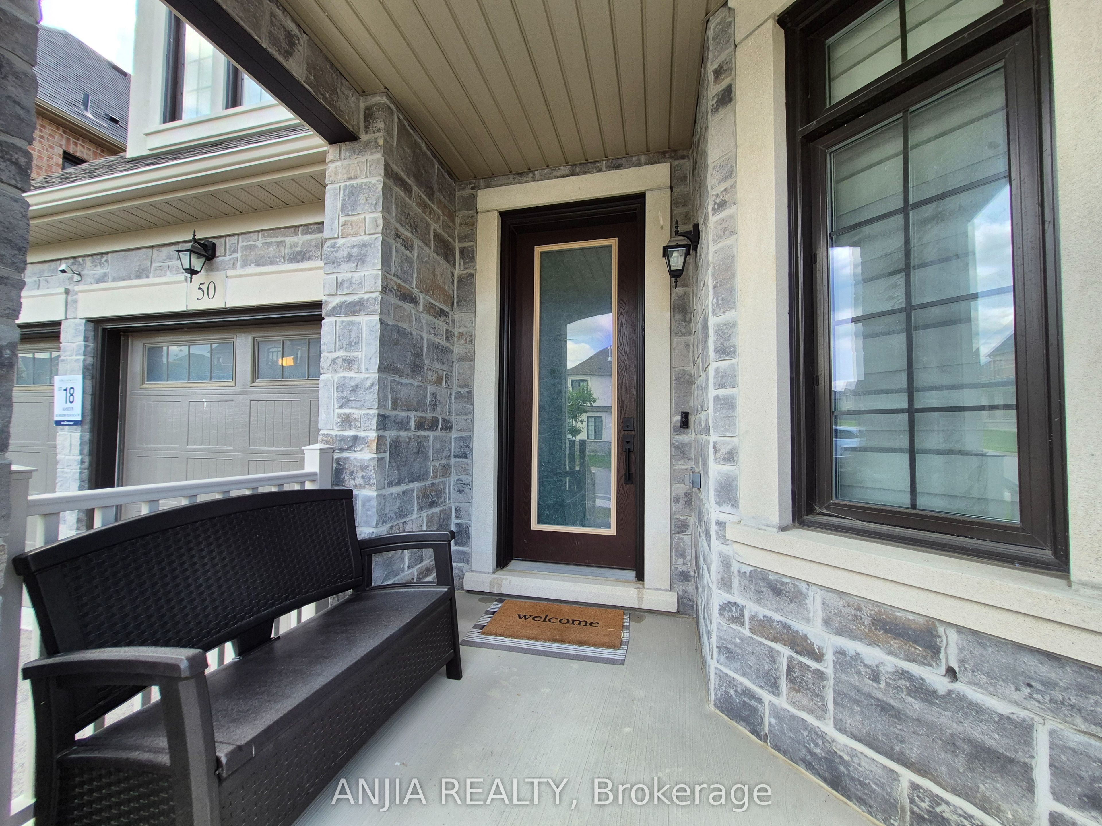 50 Meadow Vista Crescent