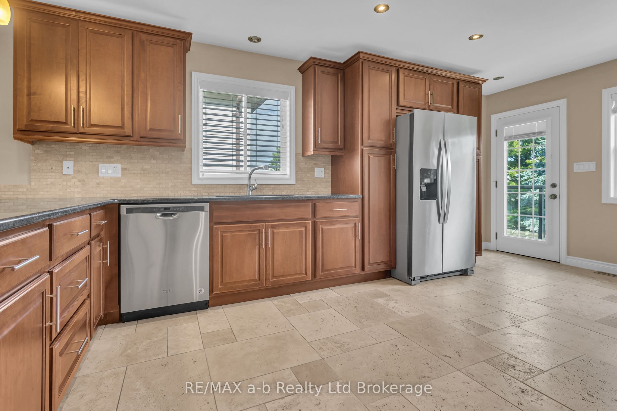 54 PEBBLE BEACH Court