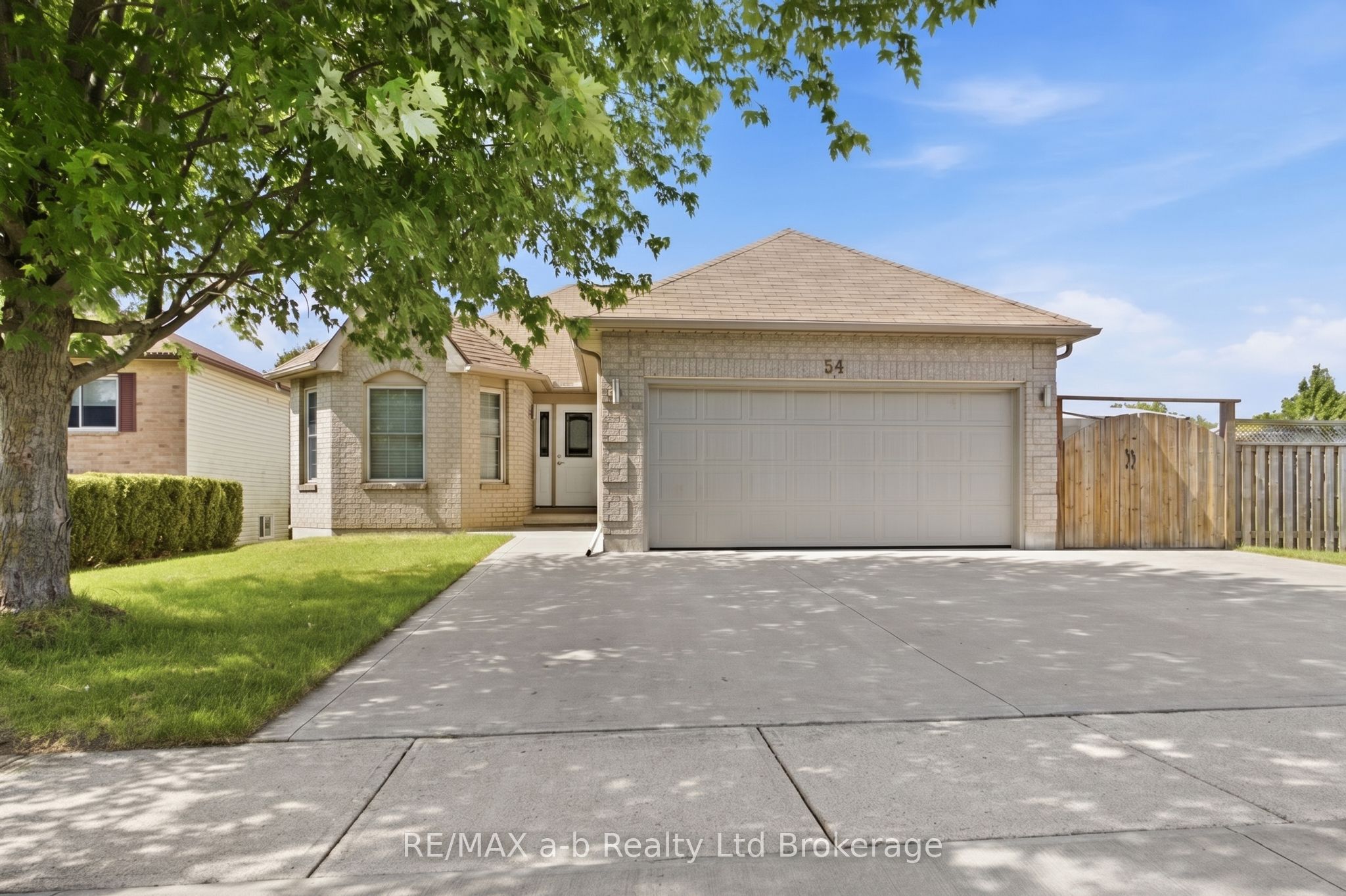 54 PEBBLE BEACH Court