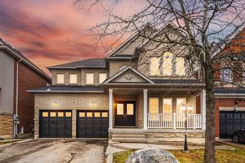 17 Donherb Crescent Caledon ON L7C 1E3