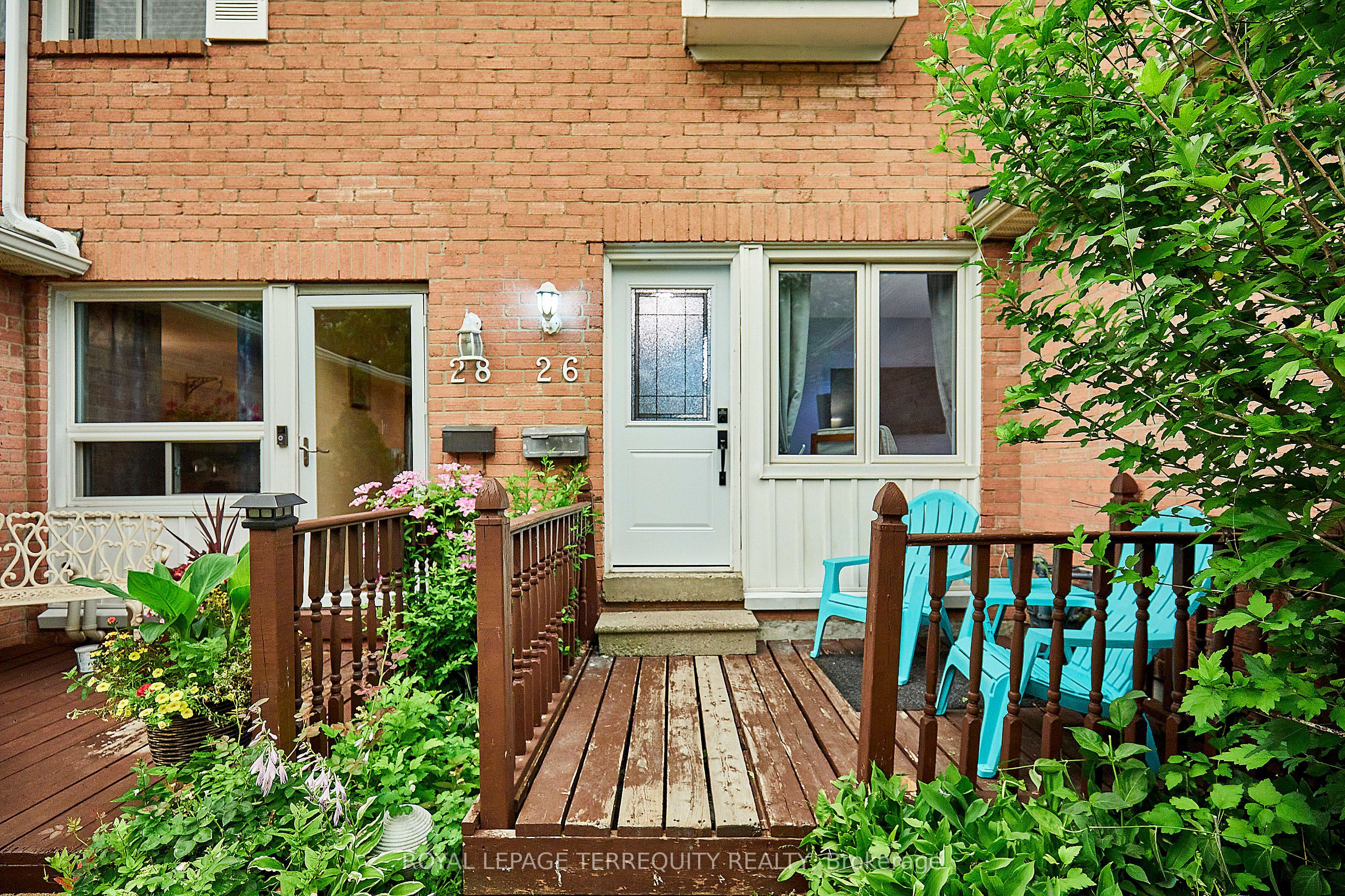 26 Field Crescent