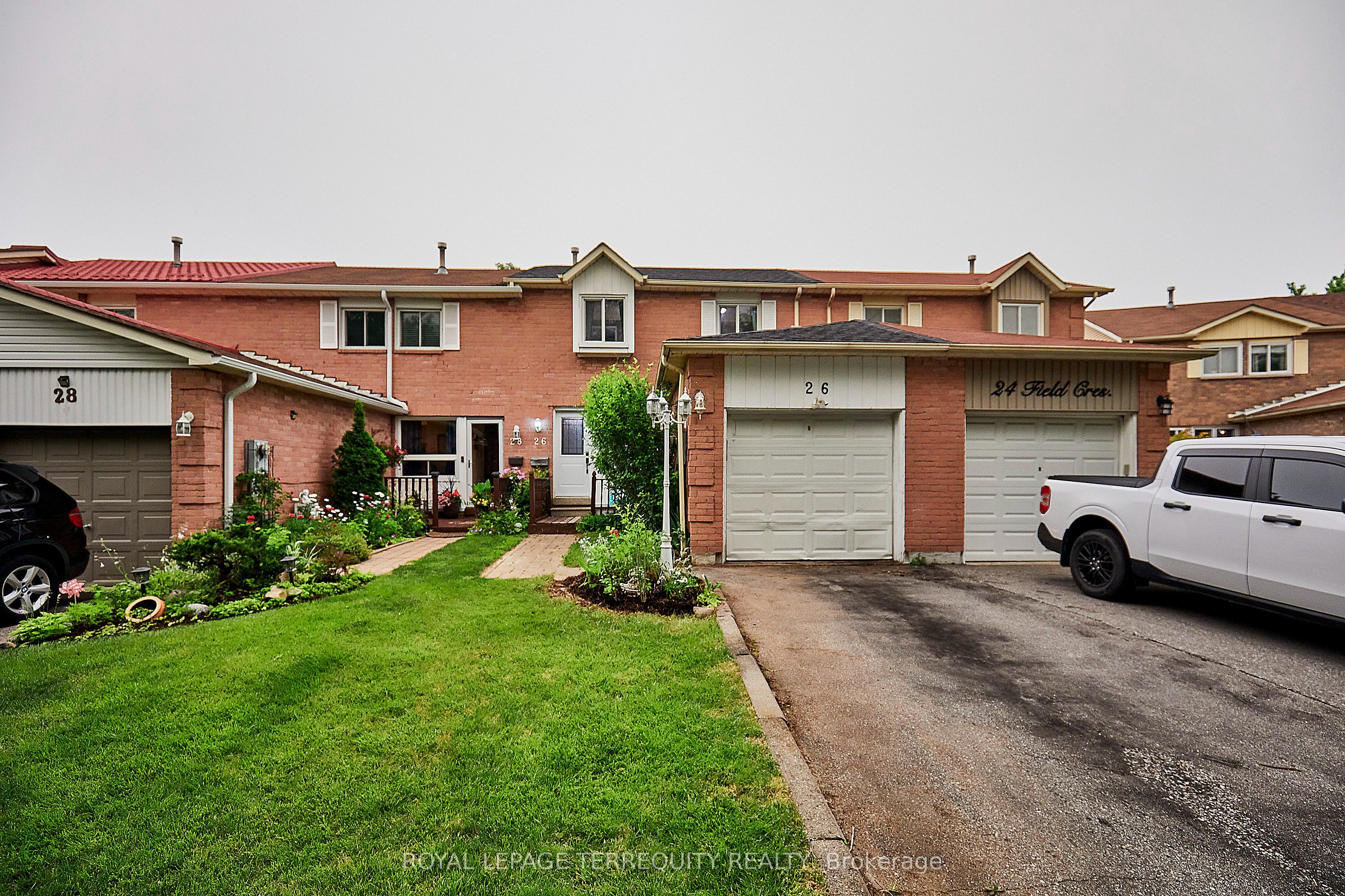 26 Field Crescent