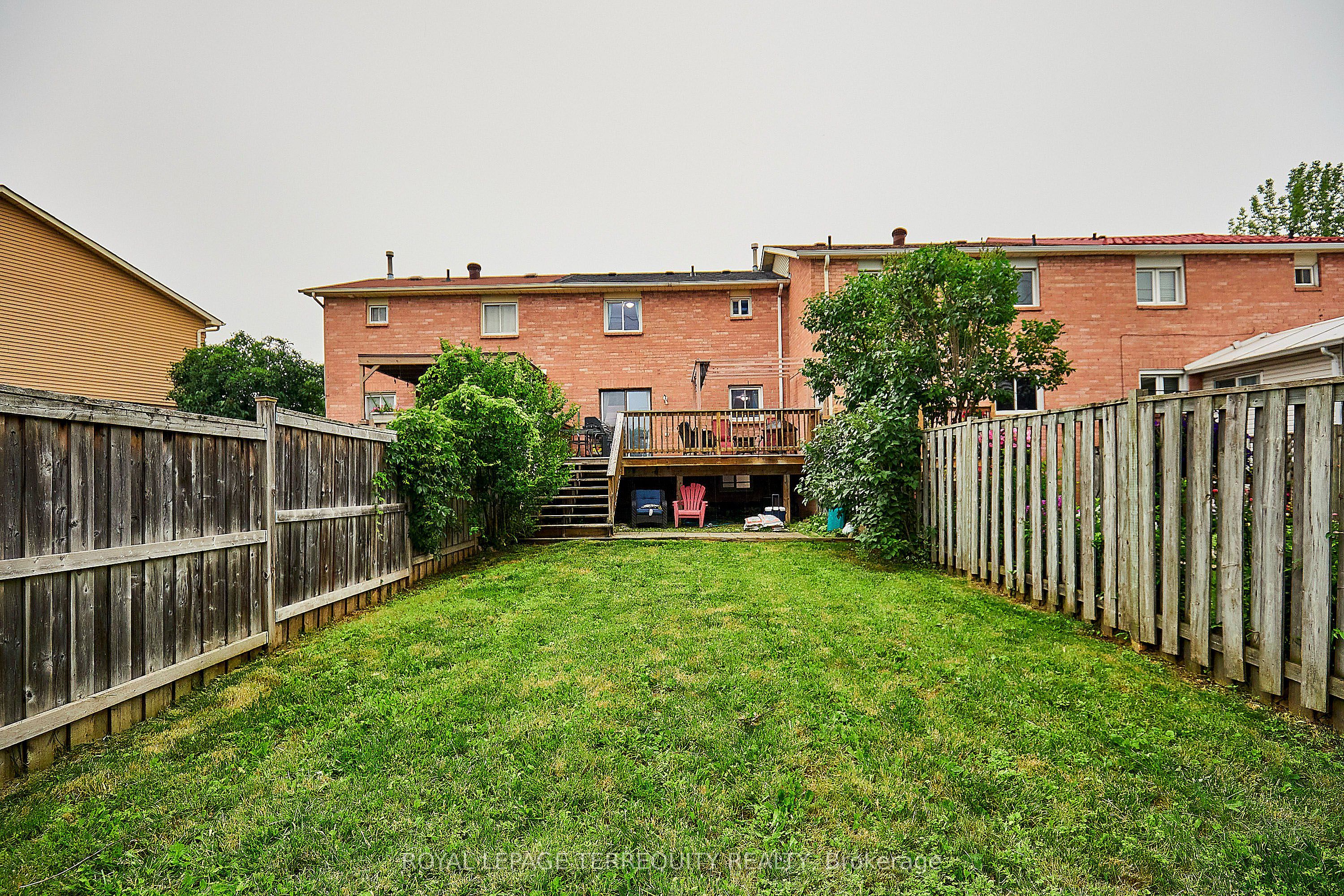 26 Field Crescent