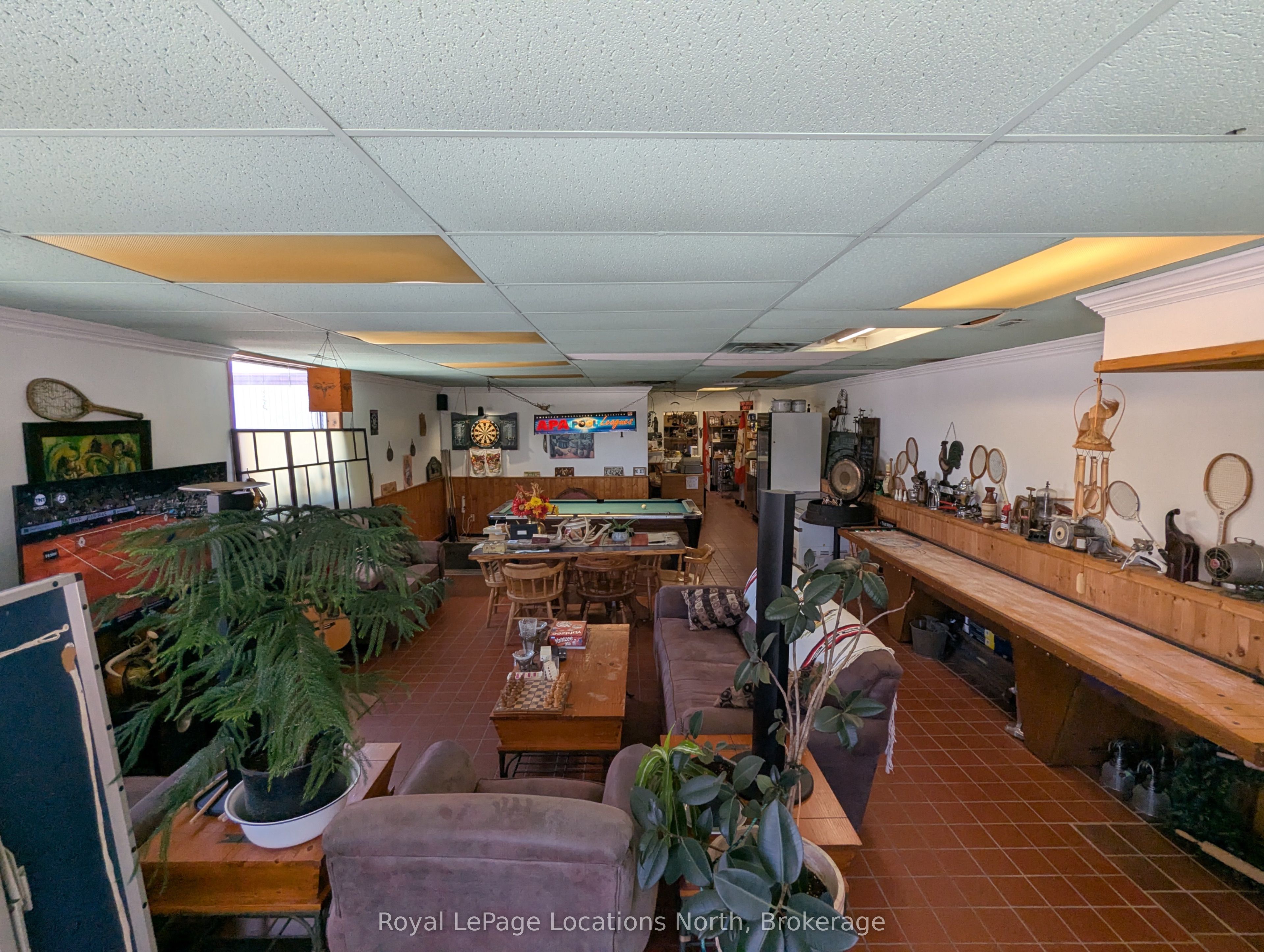 31 Sykes Street S