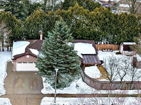 328 Burnett Avenue Cambridge ON N1T 1G6