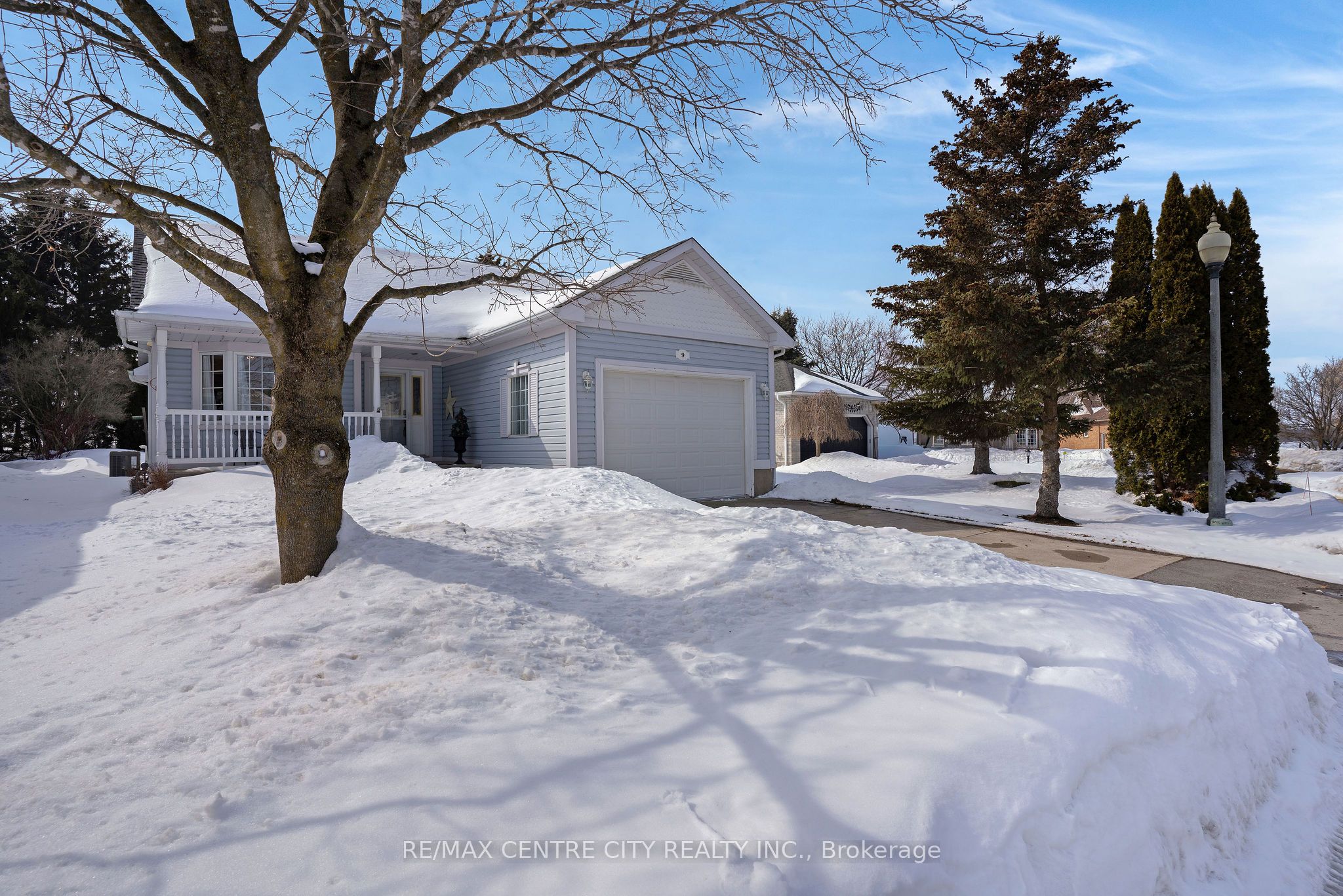 9 Lakefield Court 89