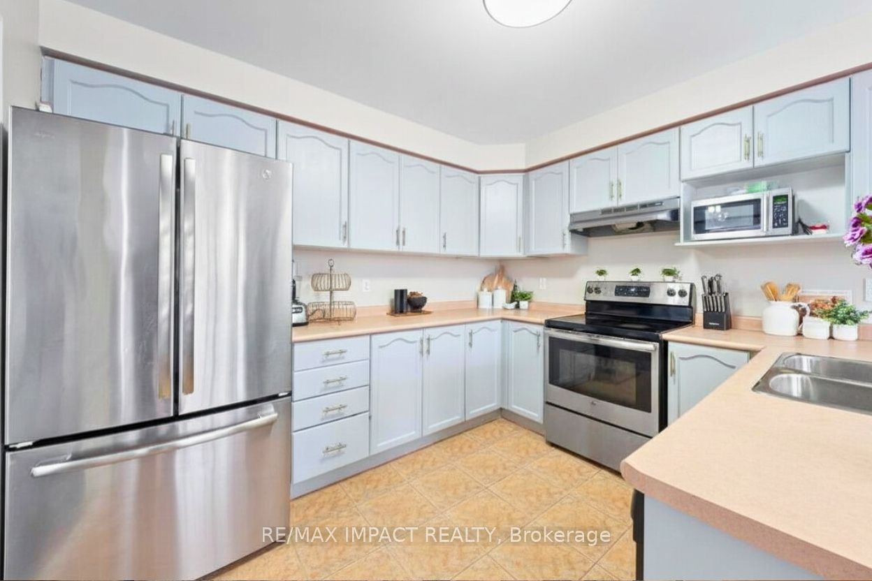 735 Brasswinds Trail N