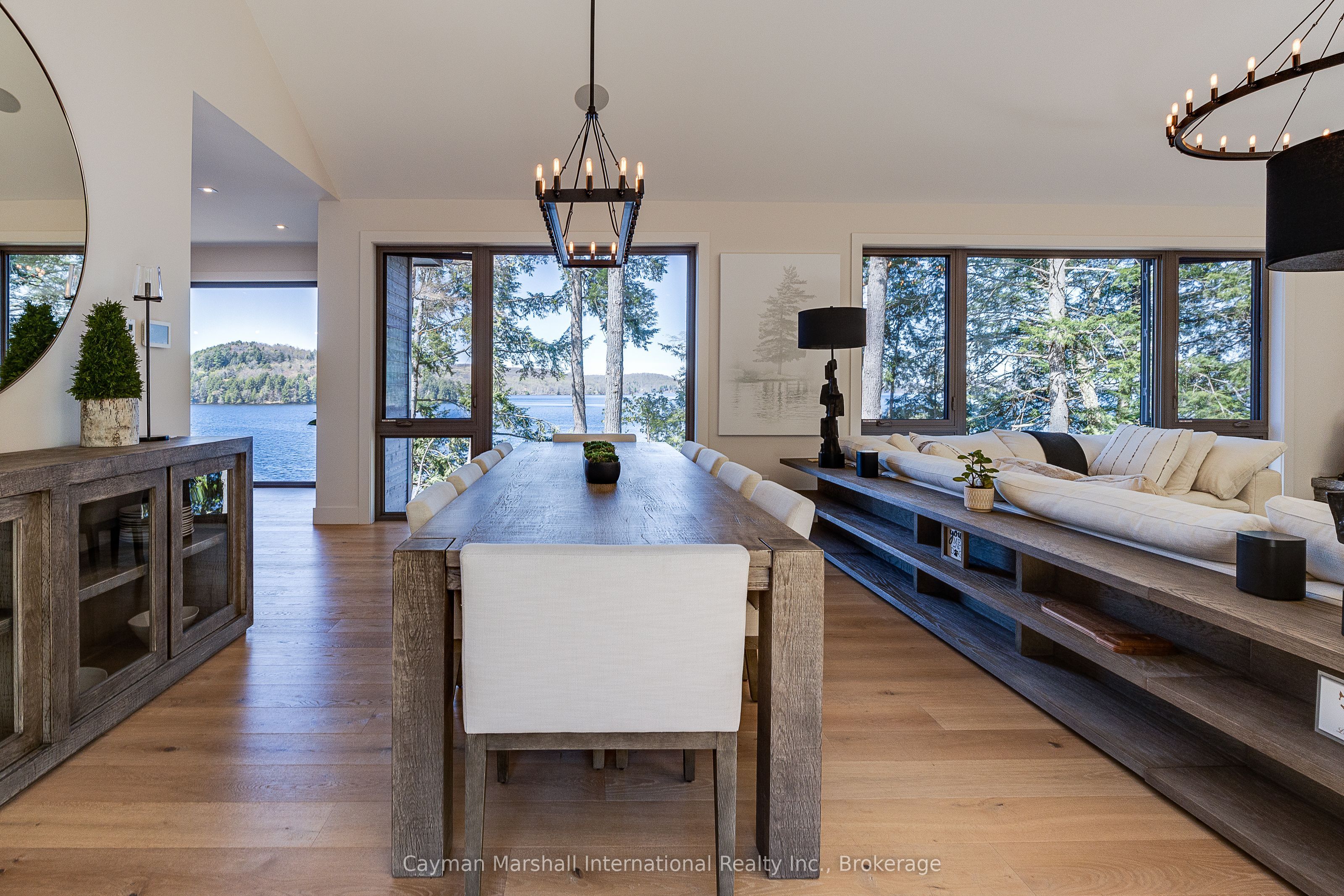 124 Claren Crescent