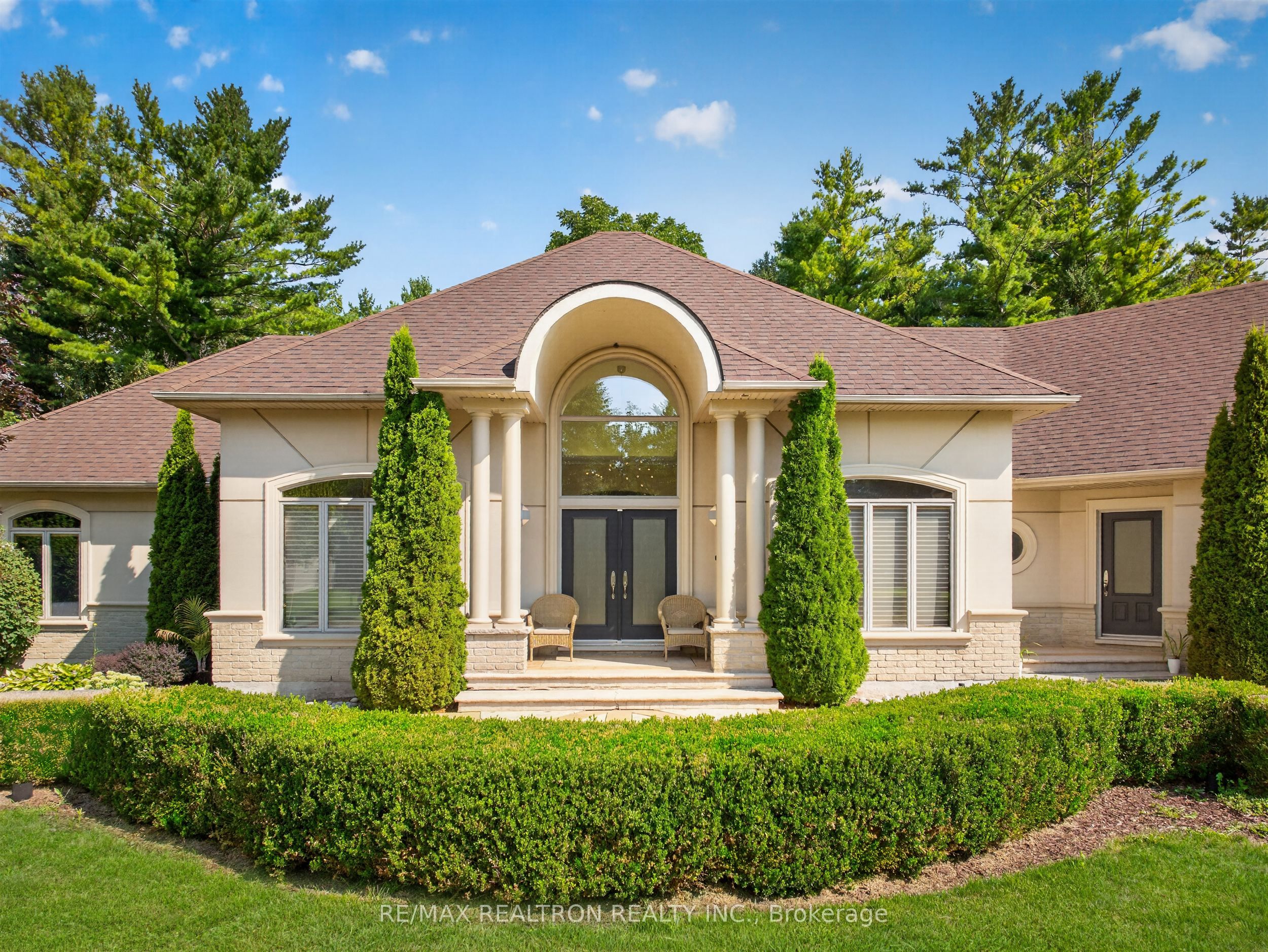 24 Maplehyrn Avenue