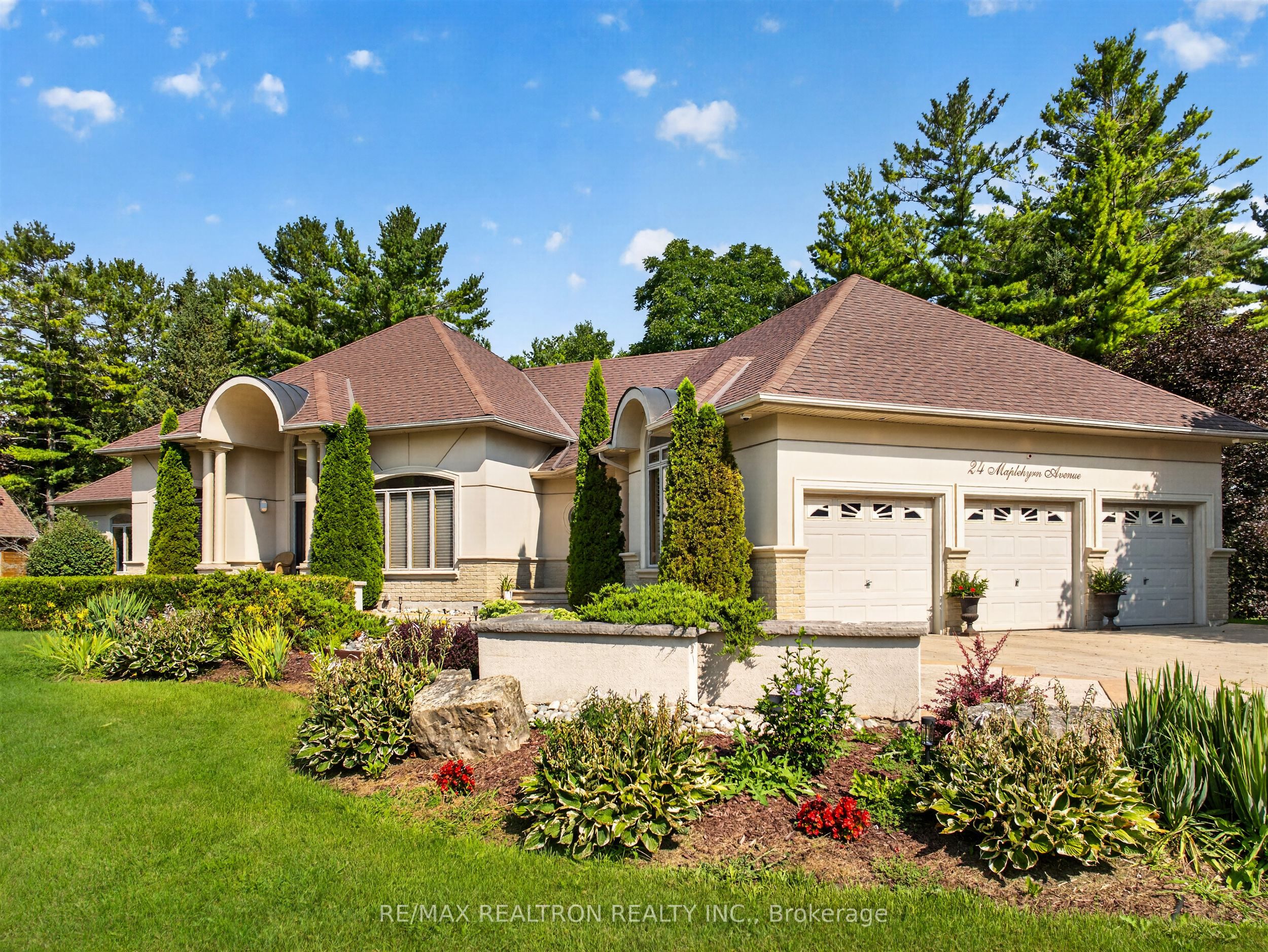 24 Maplehyrn Avenue