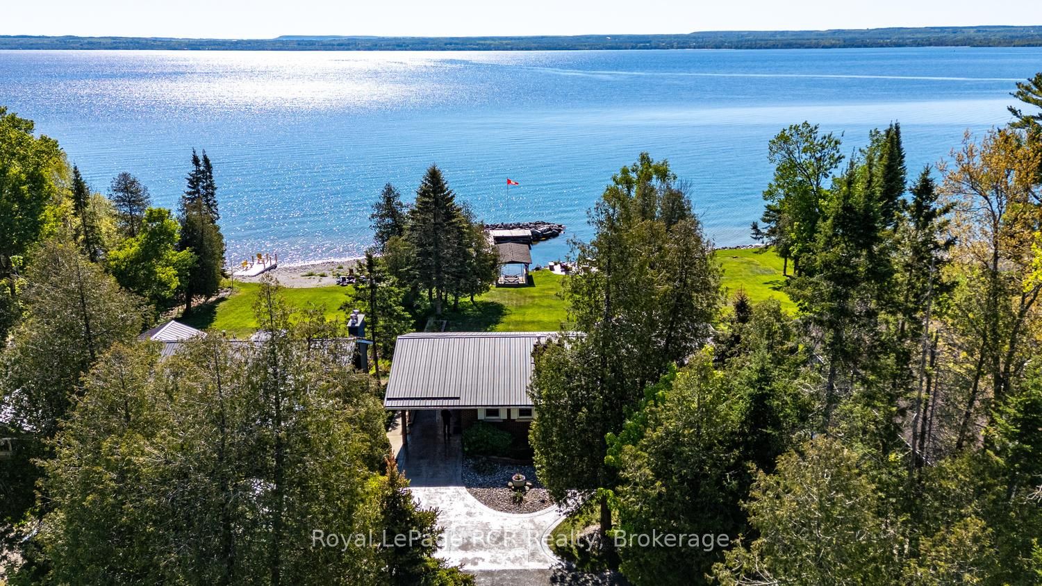 405 Balmy Beach Road