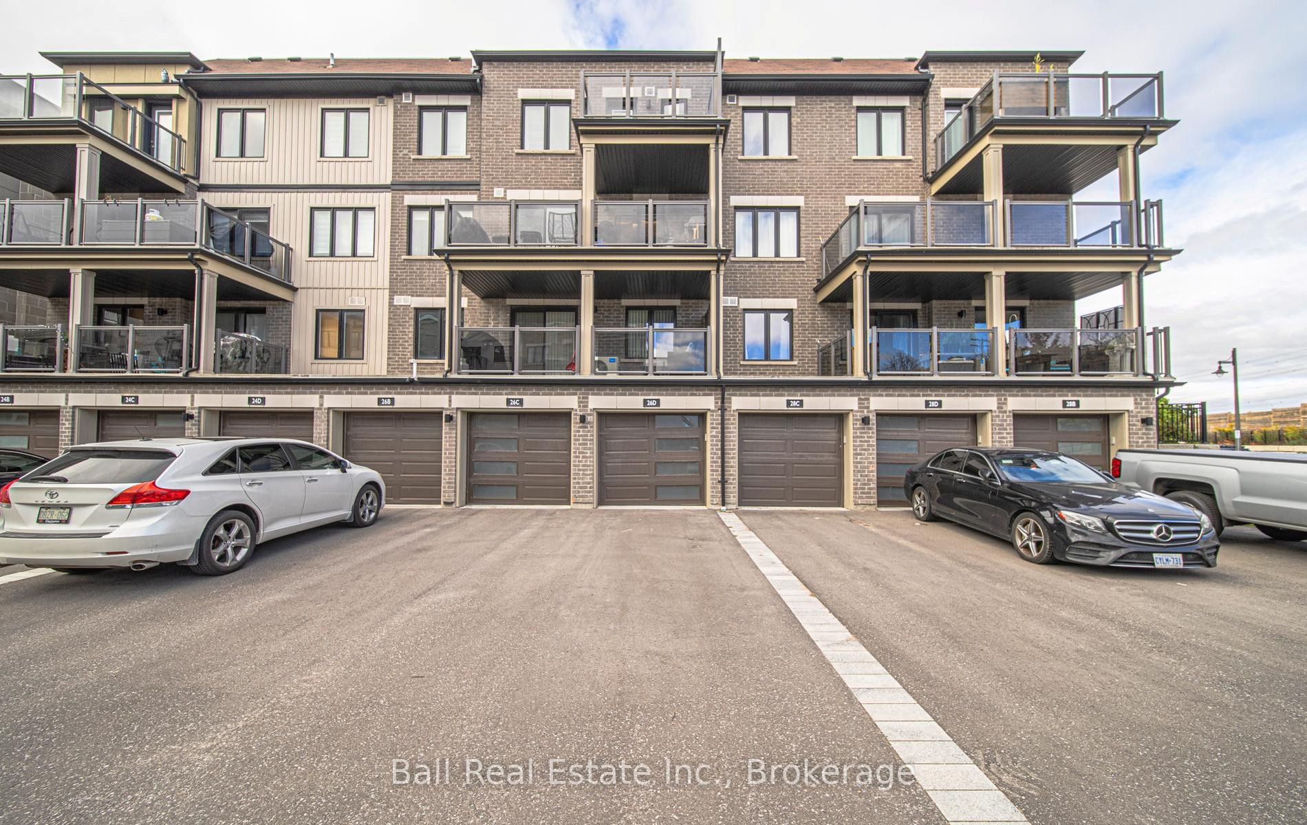 26D Lookout Drive 13