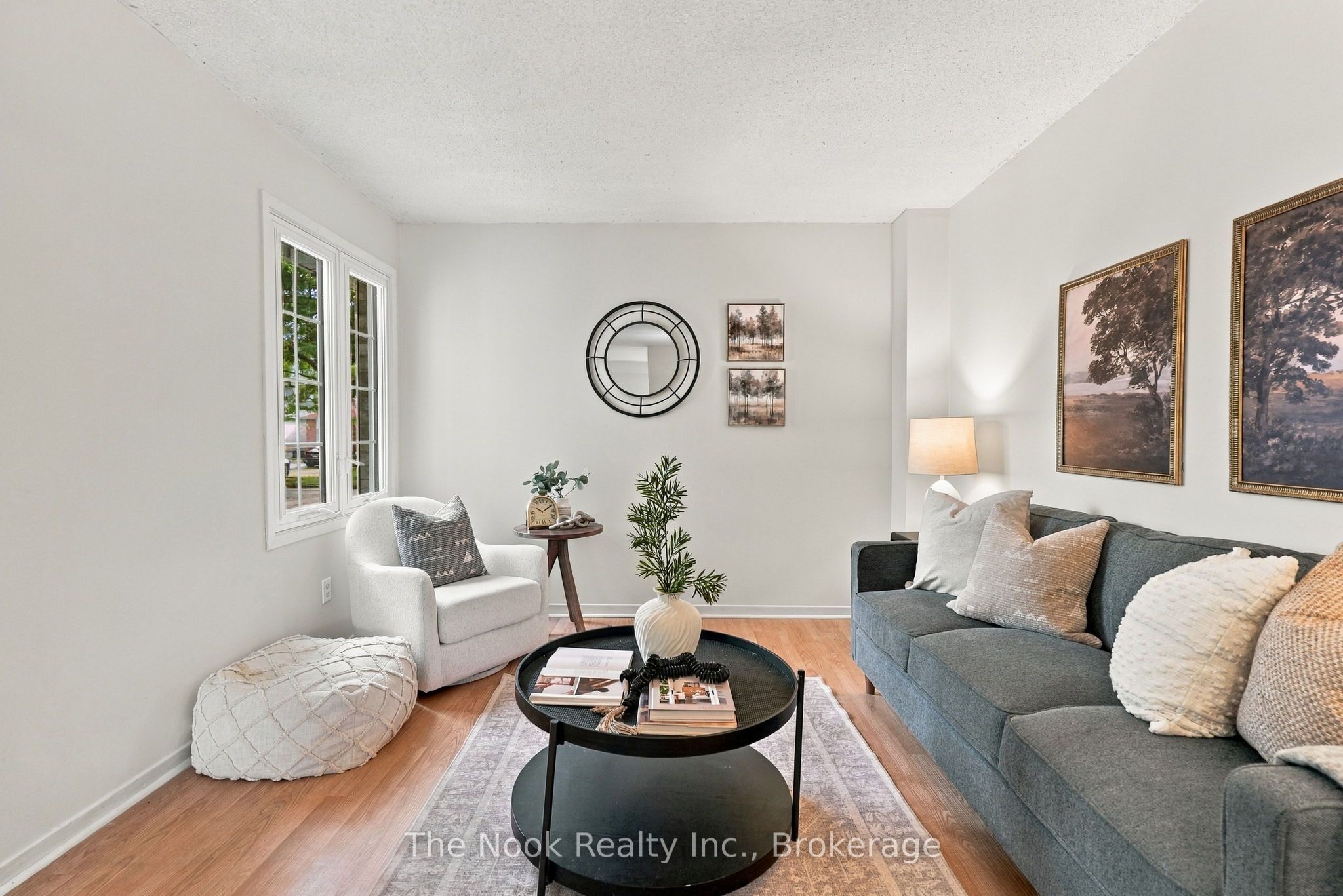 27 Field Crescent