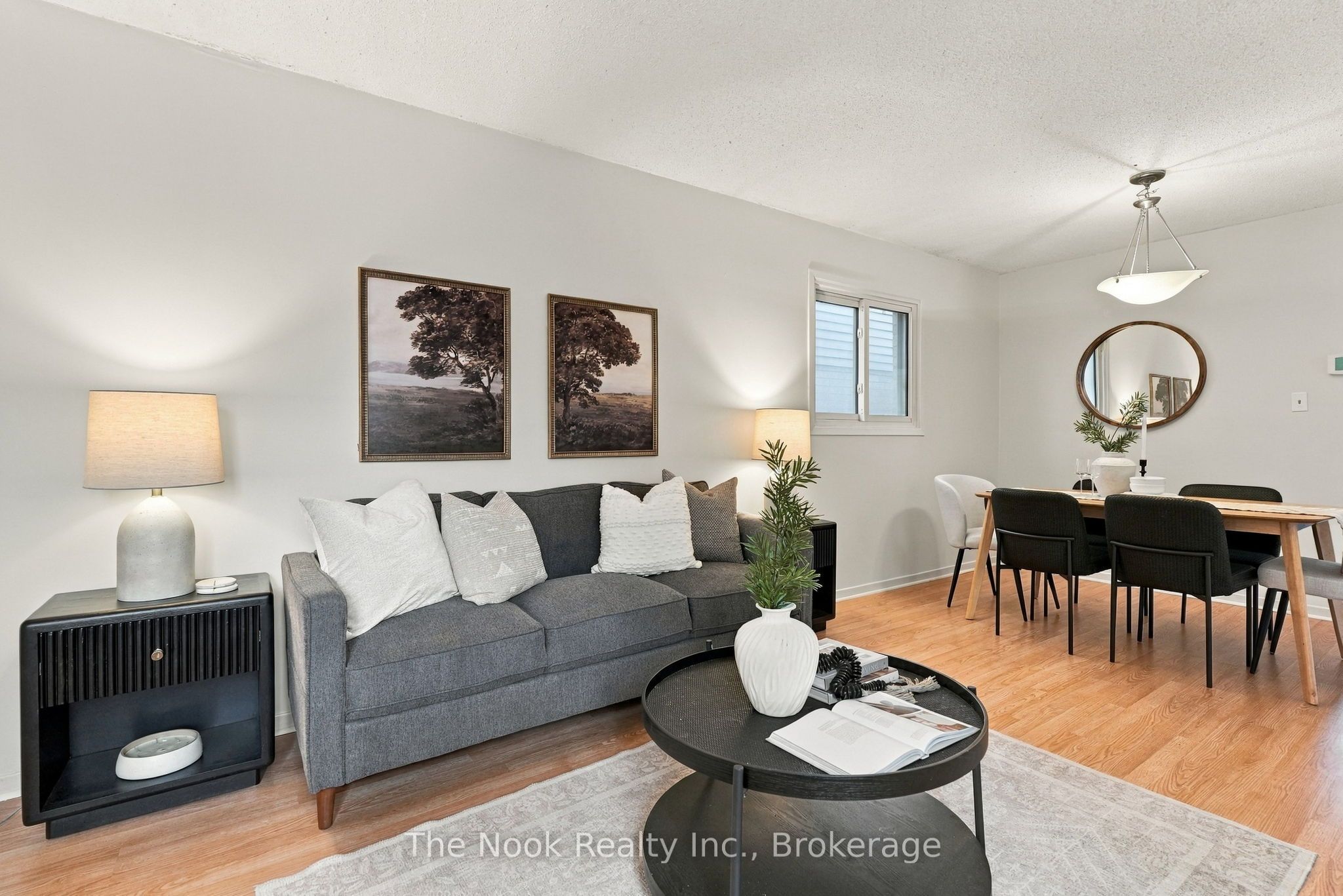 27 Field Crescent