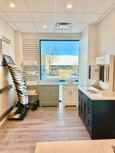 465 Pinebush Road S 4