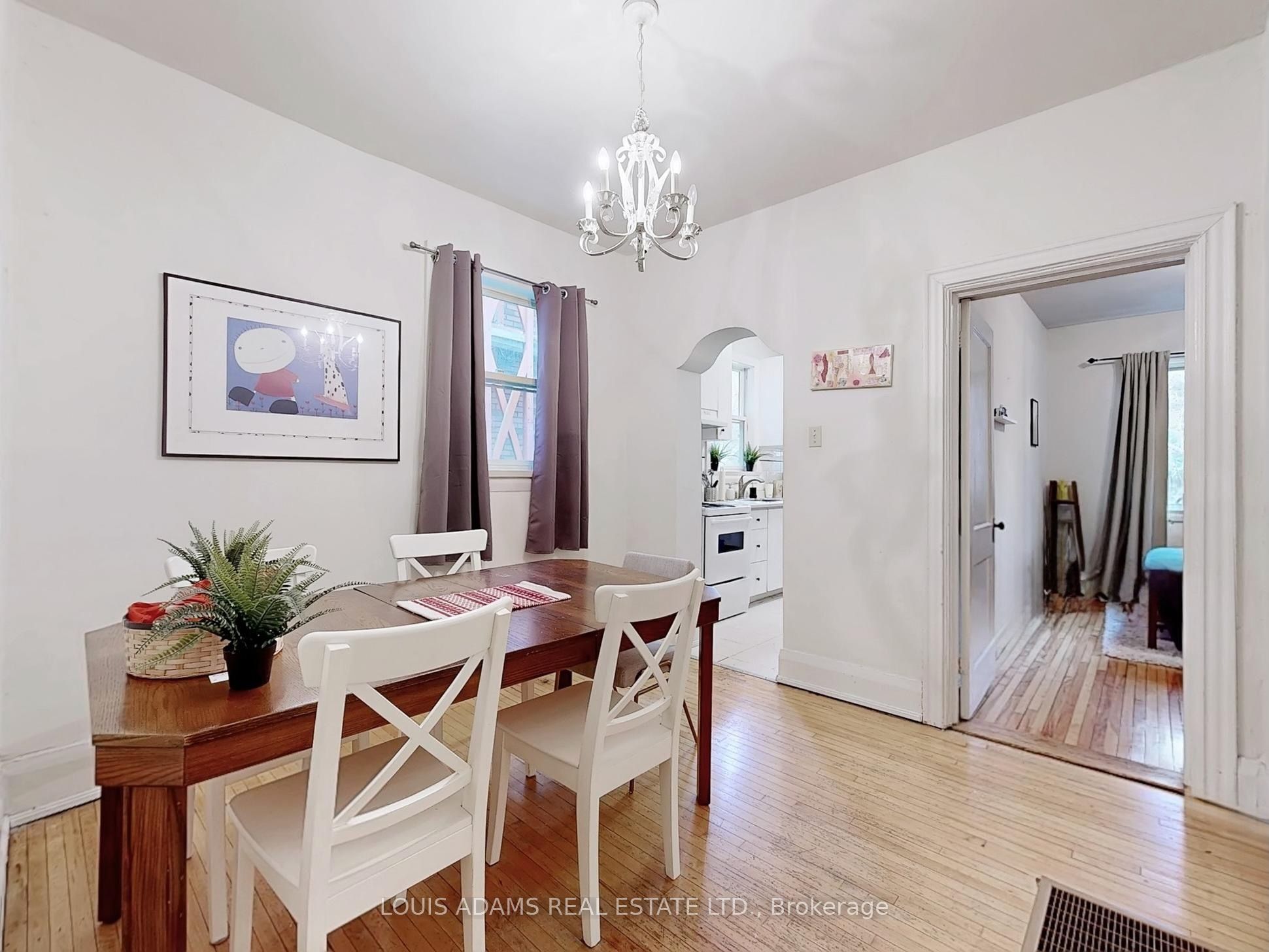 499 Palmerston Boulevard