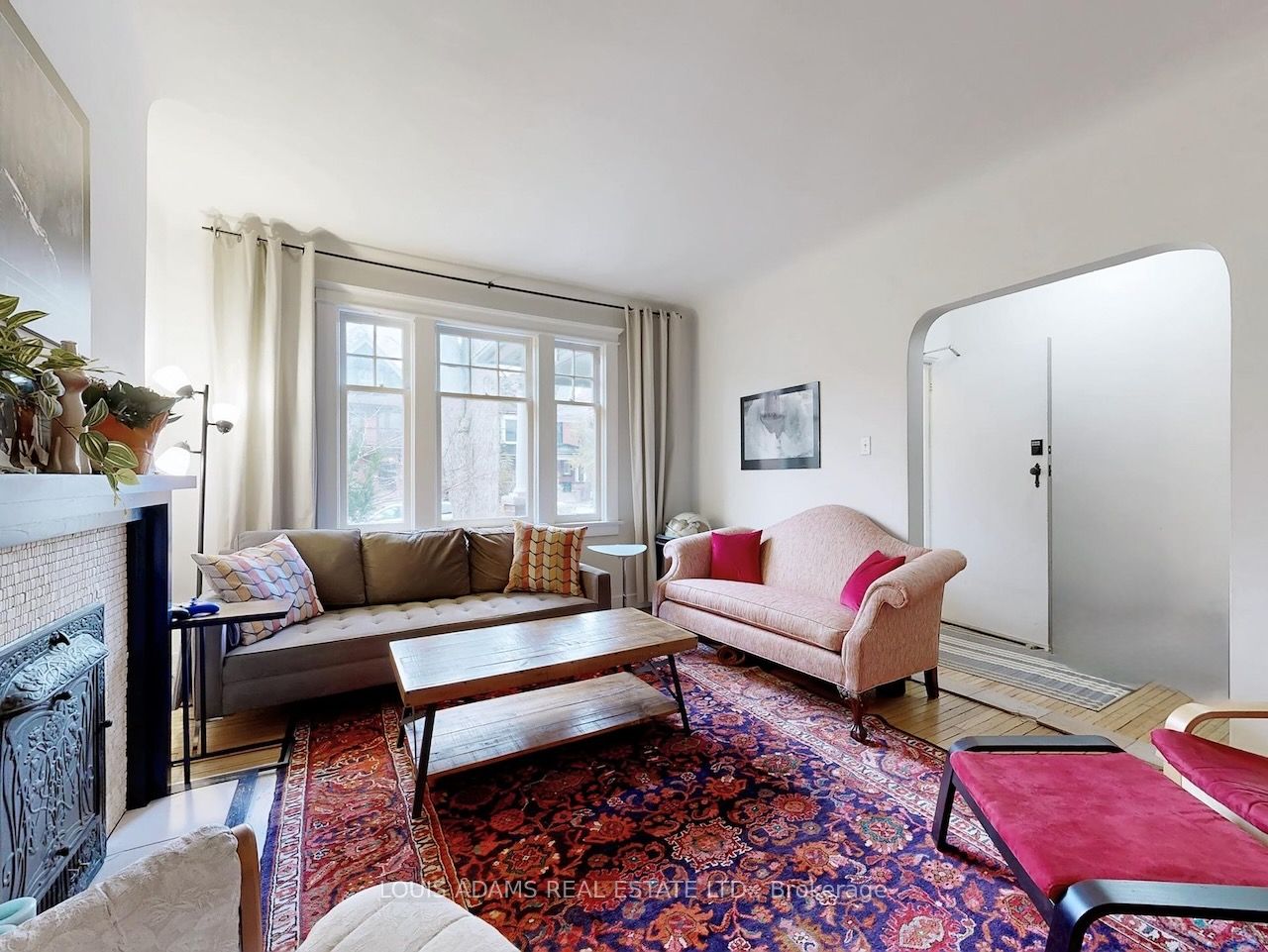 499 Palmerston Boulevard